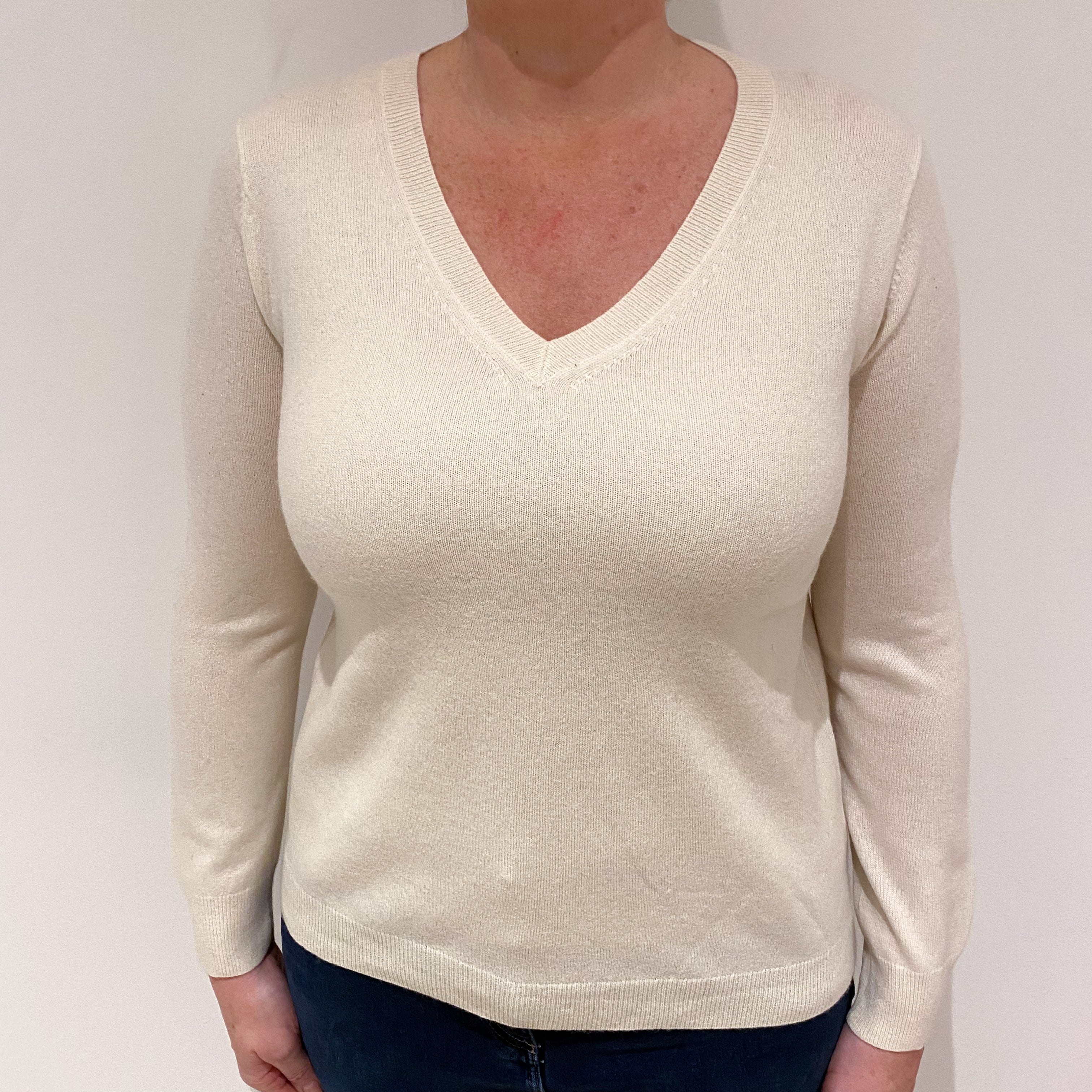 Cream Cashmere V-Neck Jumper Large