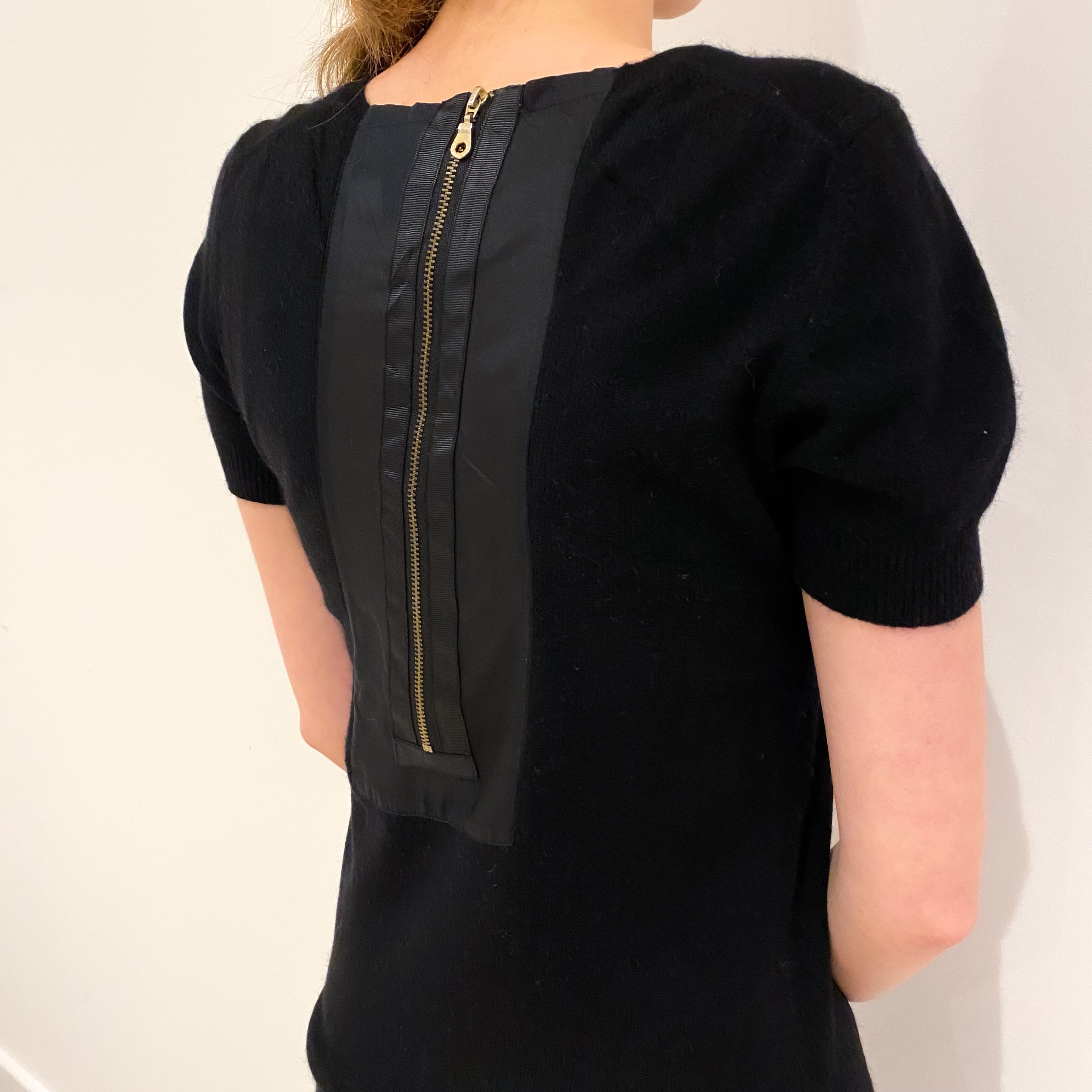 Black Cashmere Short Sleeved Crew Neck Dress Extra Small