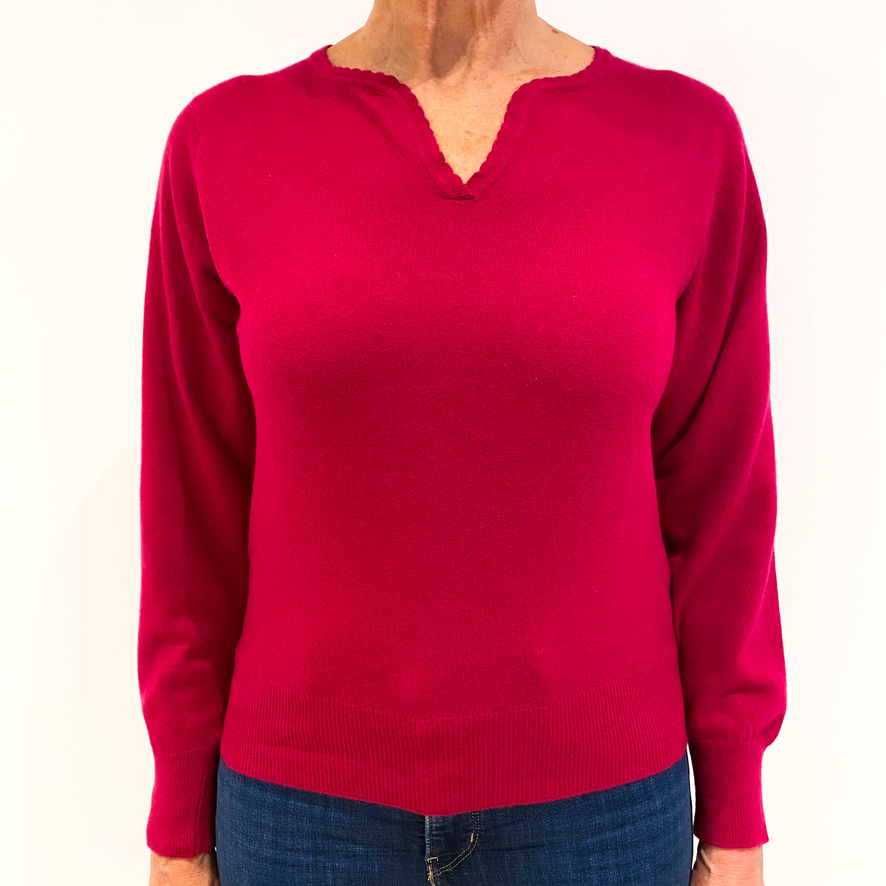 Vintage Scottish Fuchsia Pink Cashmere Notch Neck Jumper Medium
