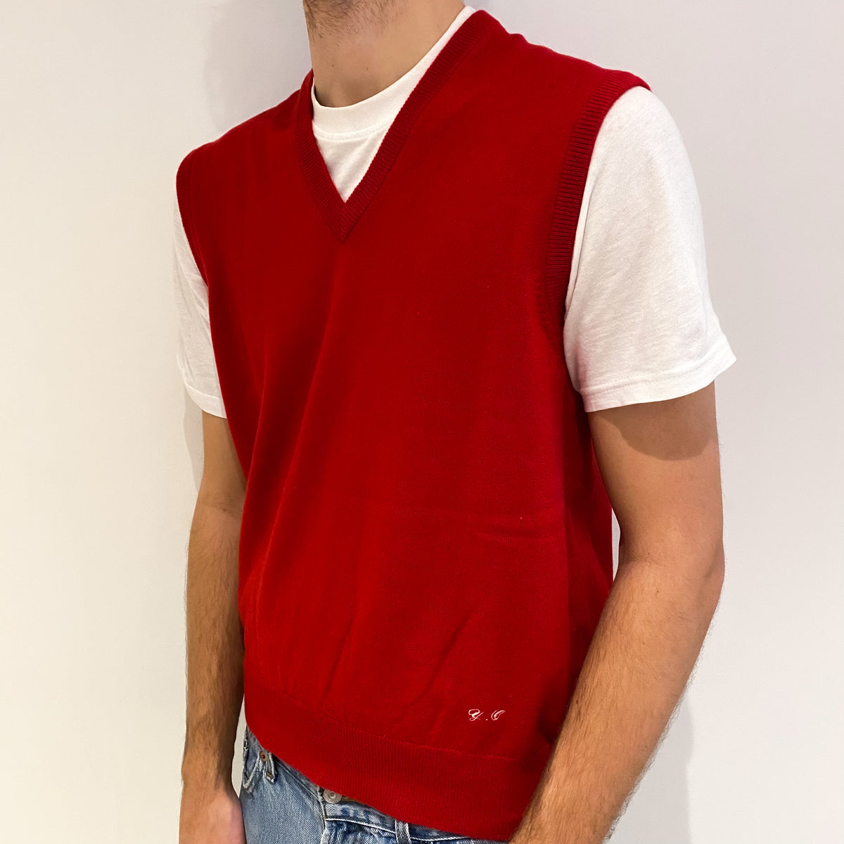 Men's Red Cashmere V Neck Tank Top Large