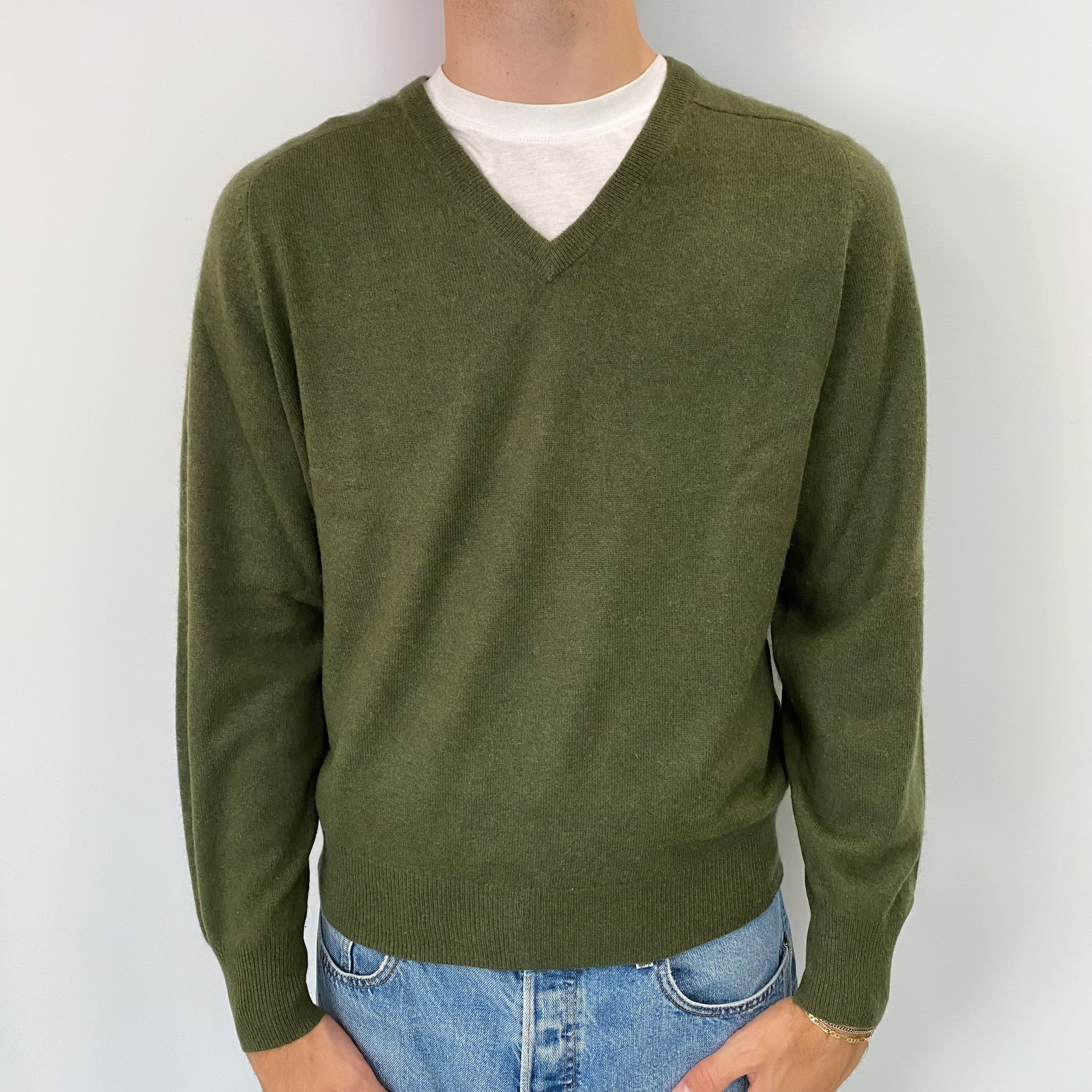 Men's Olive Green Cashmere V Neck Jumper Medium