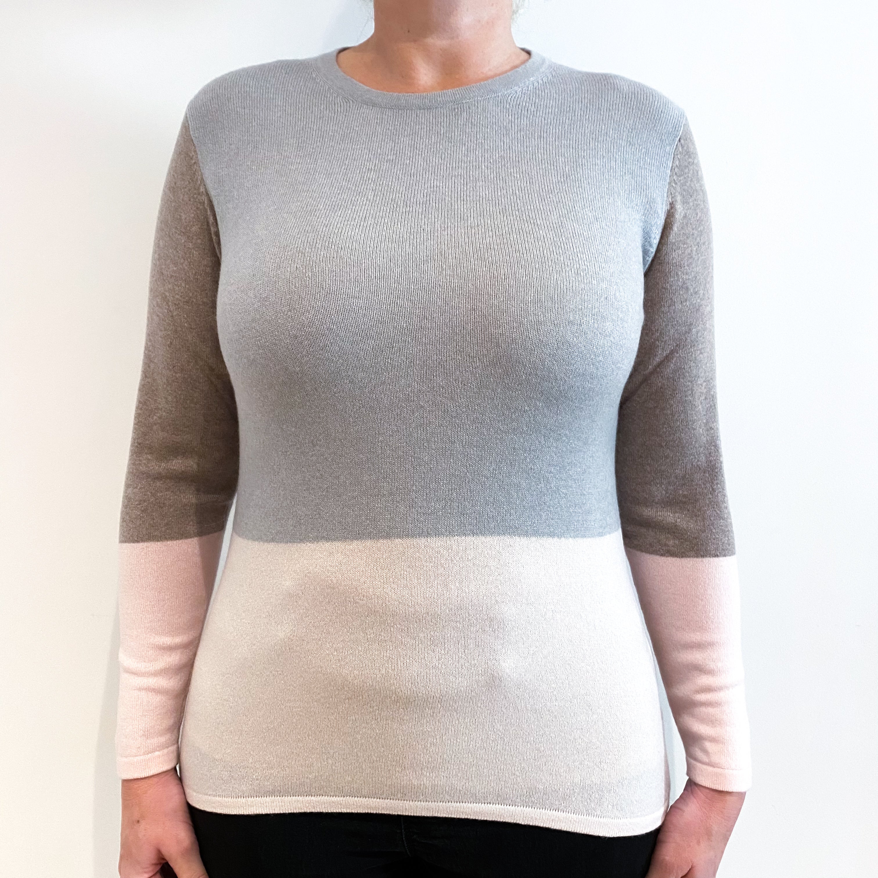 Grey and Pale Pink Cashmere Crew Neck Jumper Large