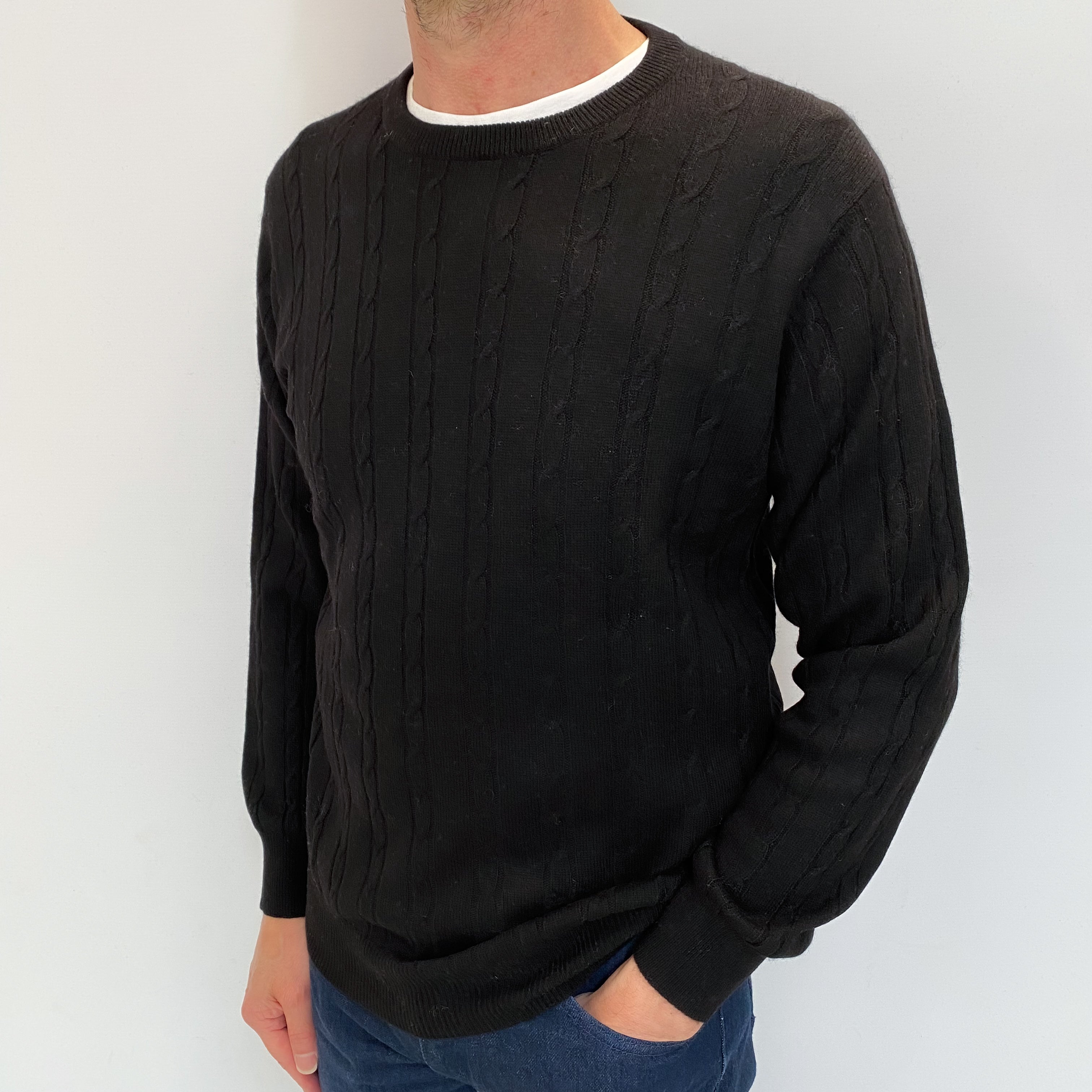 Men's Black Cashmere Crew Neck Cable Knit Jumper Small