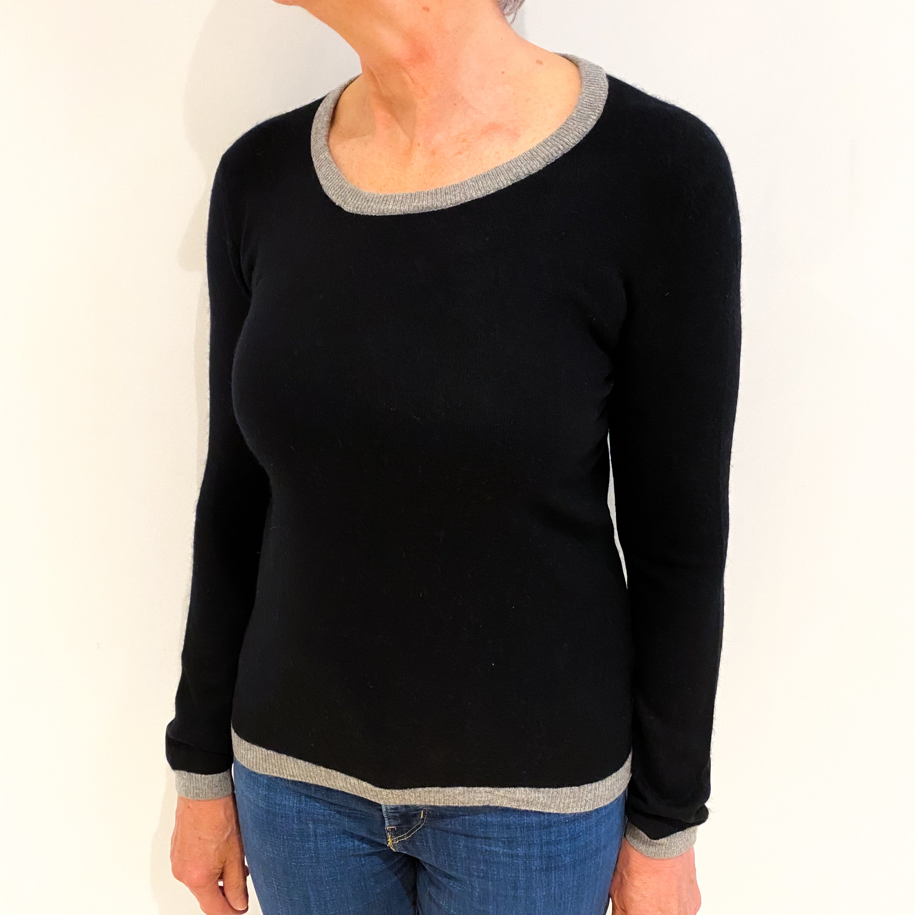 Black Cashmere Crew Neck Jumper Medium