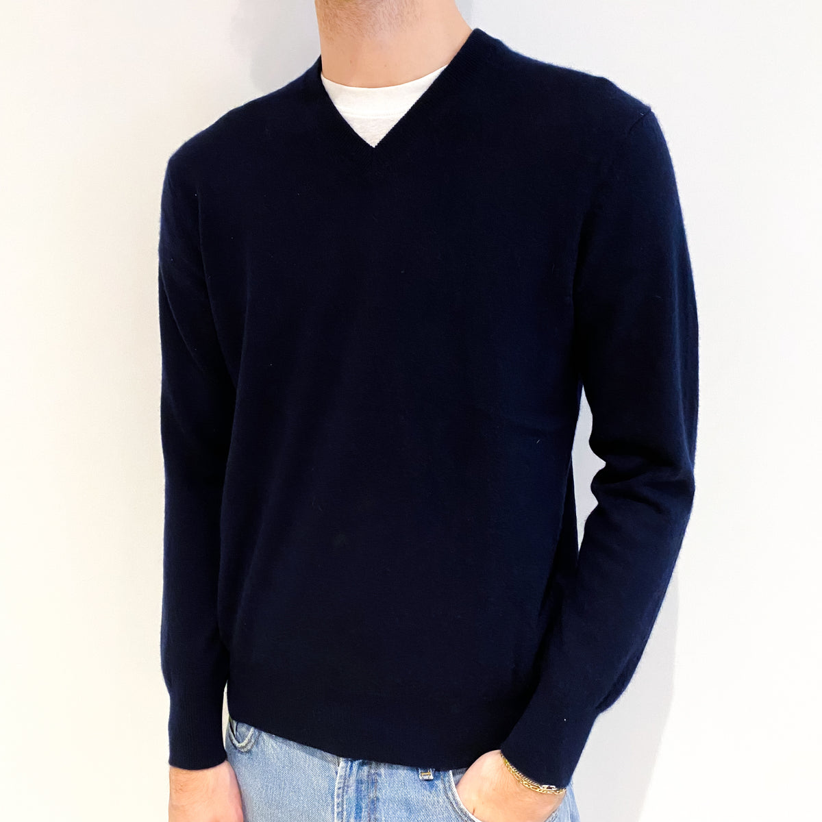 Men's Navy Blue Cashmere V Neck Jumper Medium
