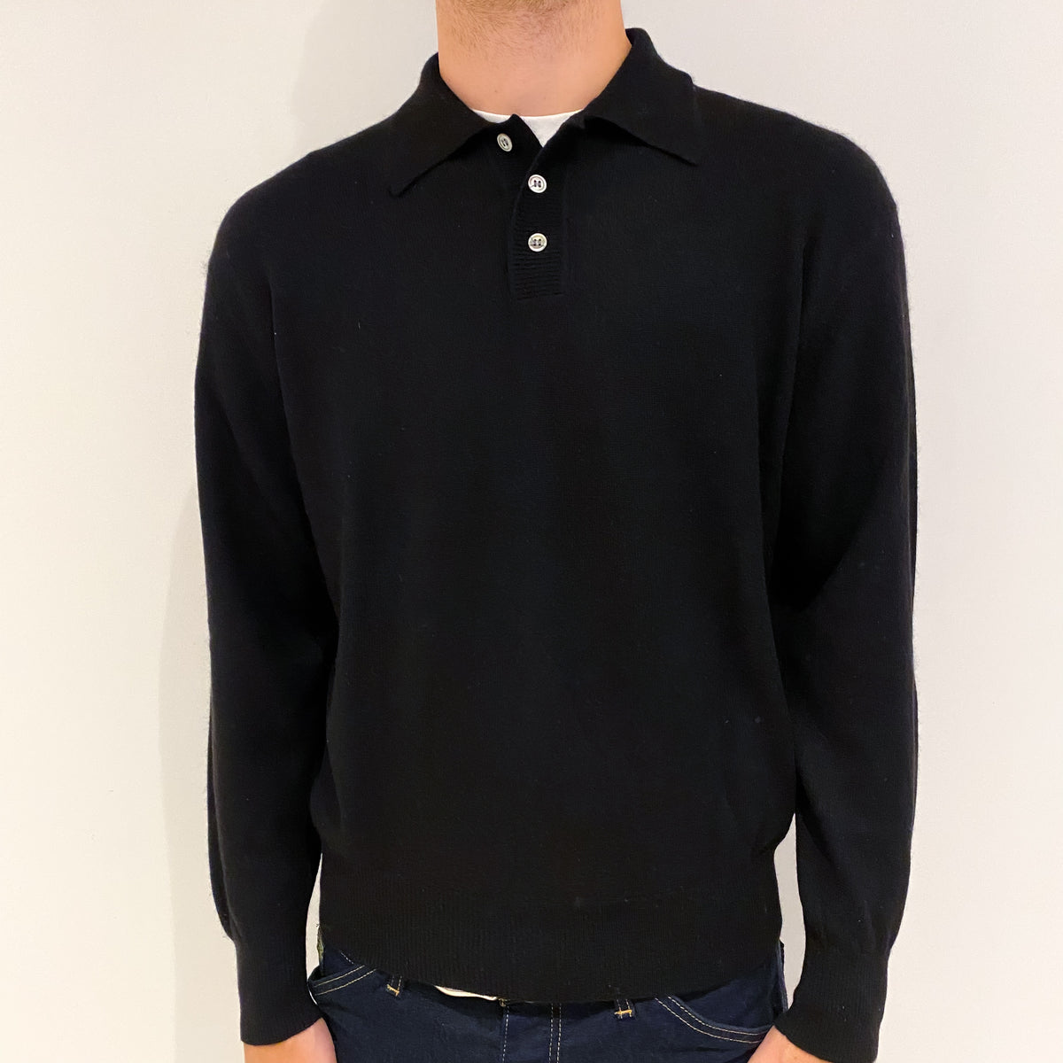Men's Black Cashmere Collared 1/4 Button Jumper Medium