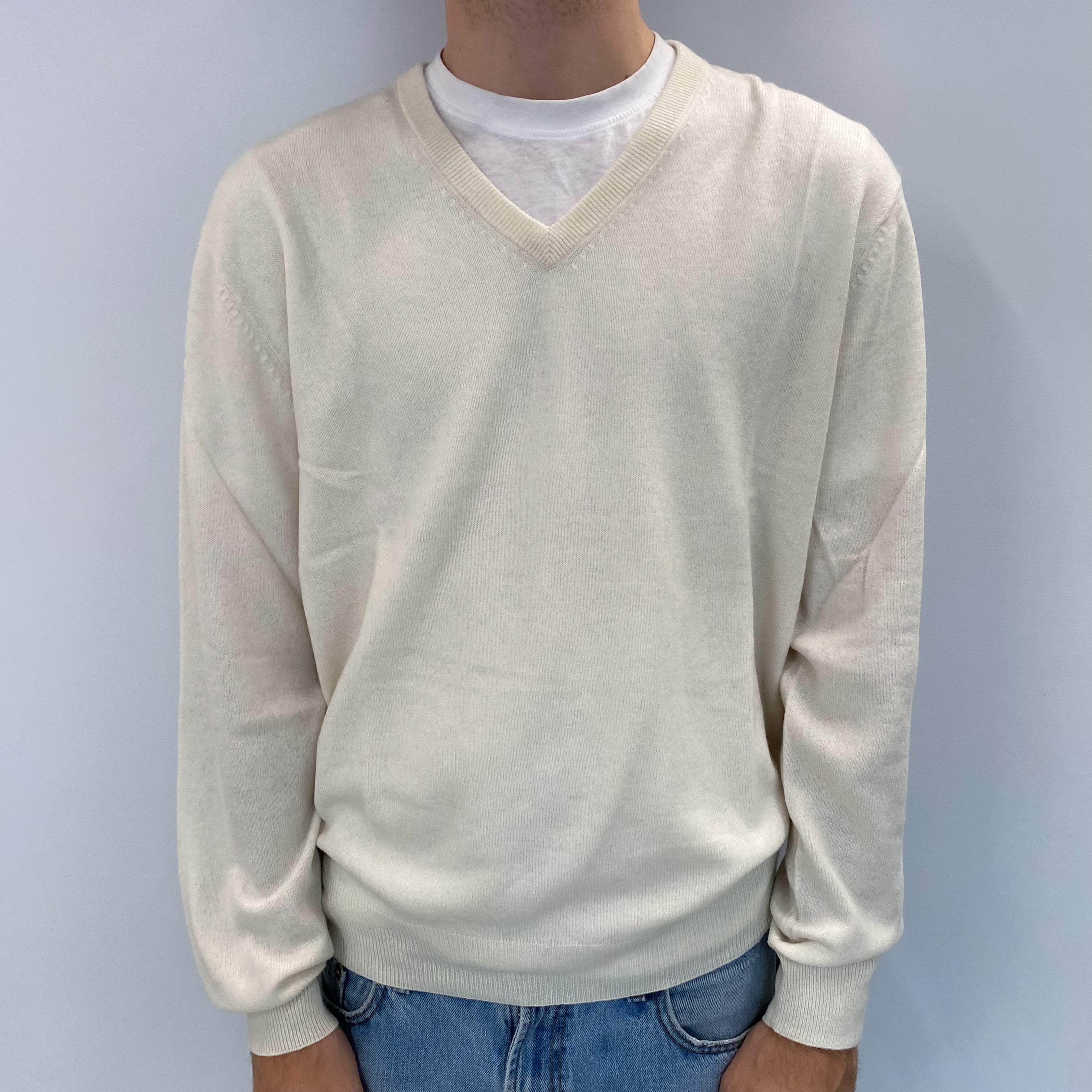 Men's Cream Cashmere V Neck Jumper Large