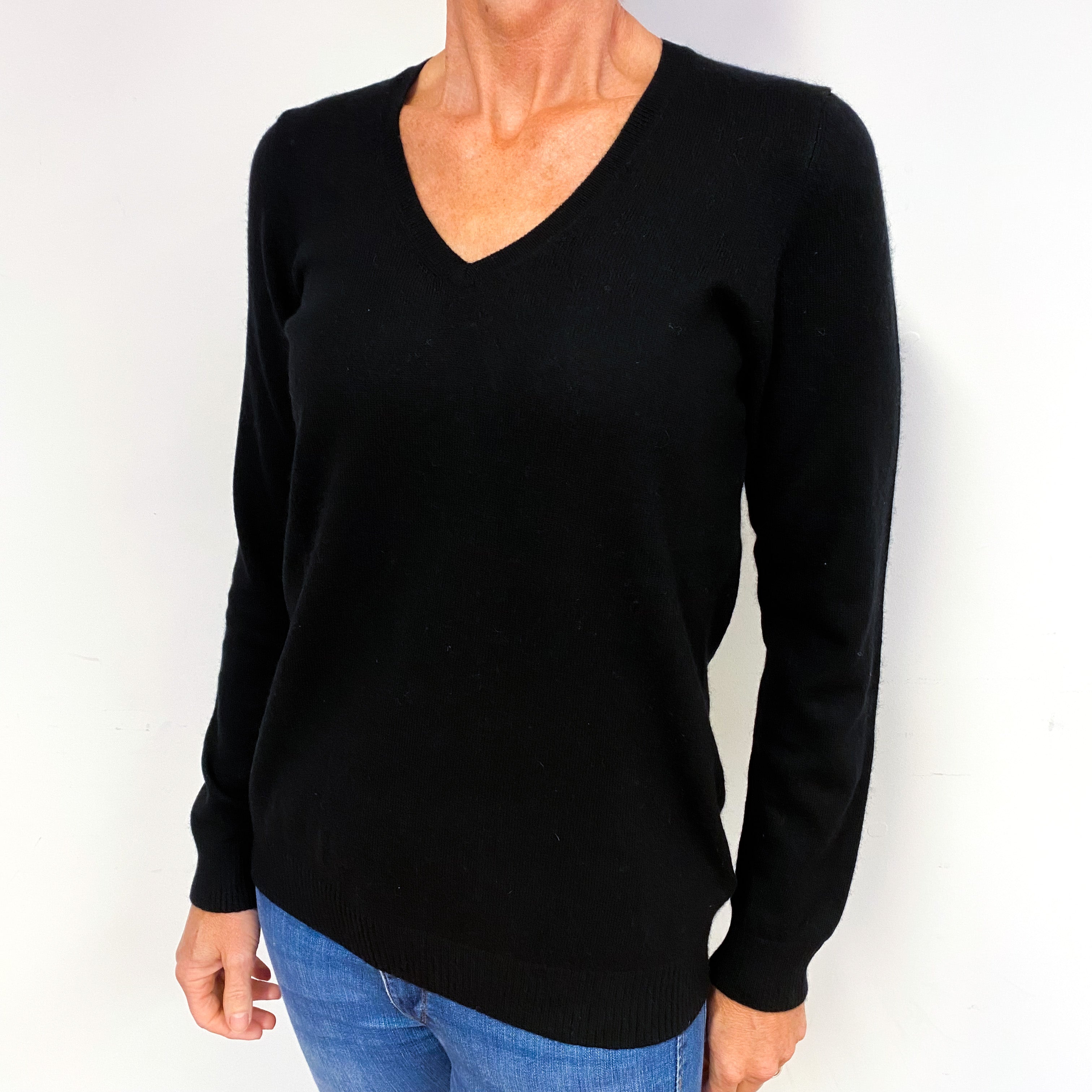 Black Cashmere V-Neck Jumper Medium