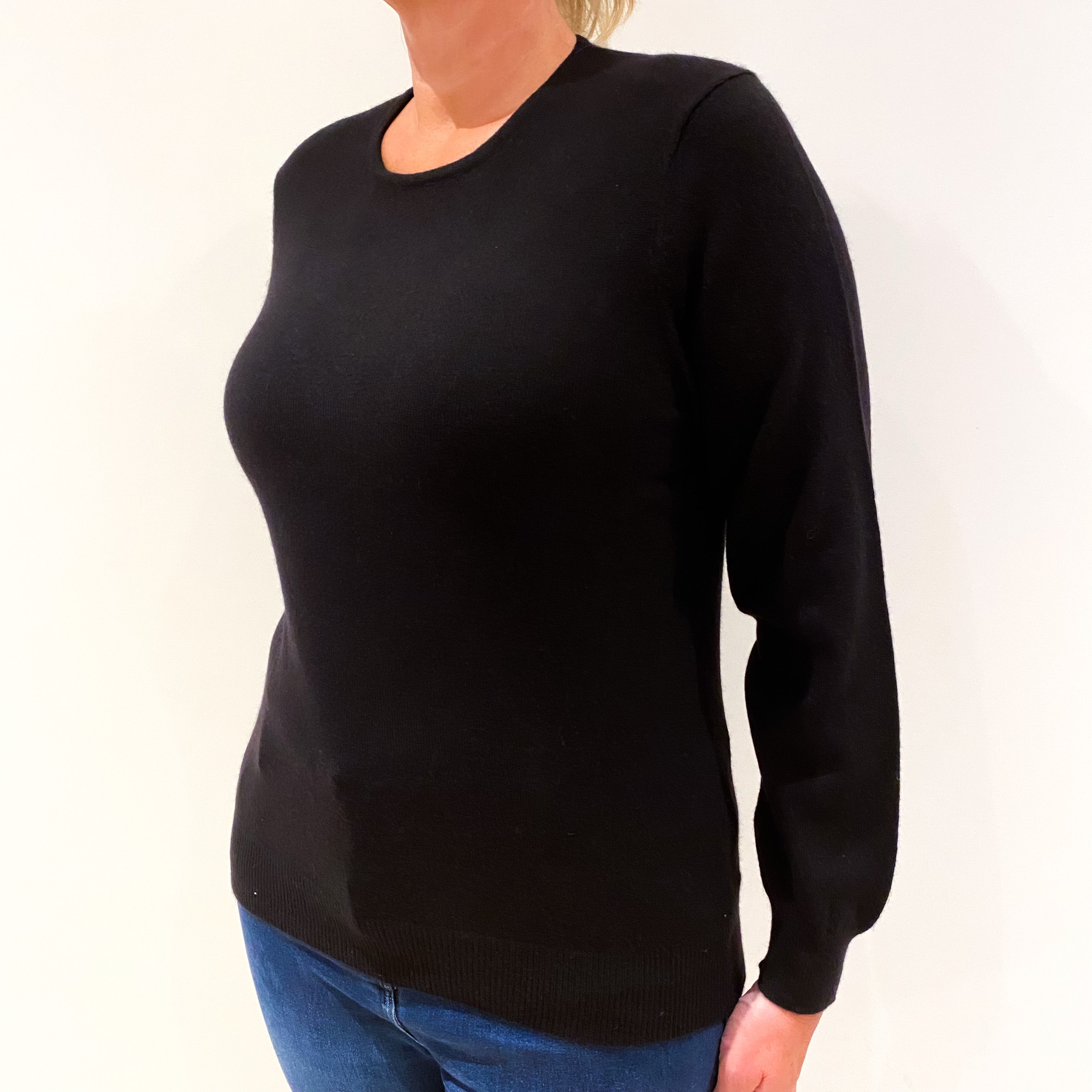 Black Cashmere Crew Neck Jumper Large