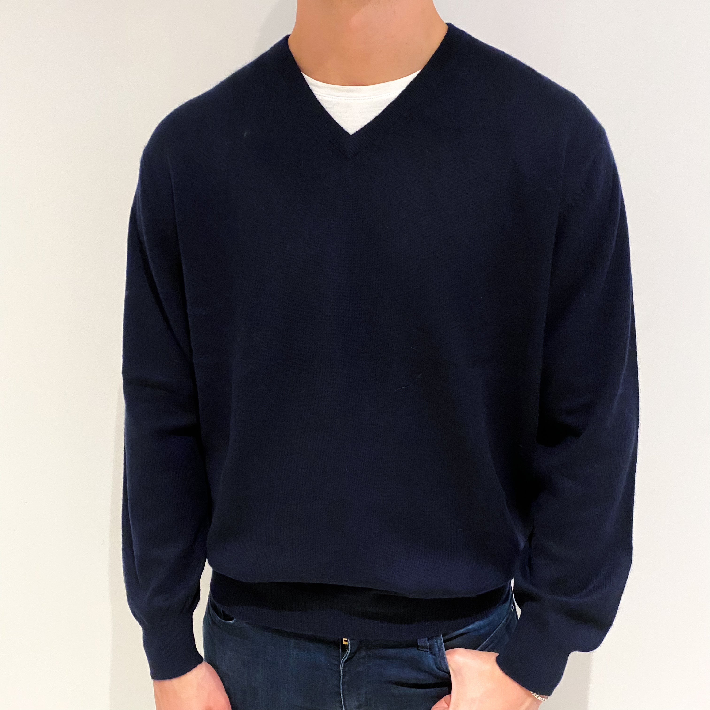 Men's Navy Blue Cashmere V Neck Jumper XL