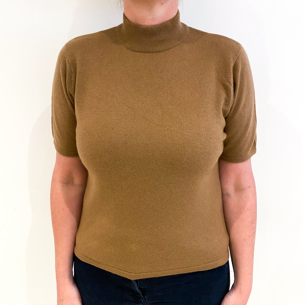 Camel Brown Cashmere Turtle Neck Short Sleeved Jumper Large