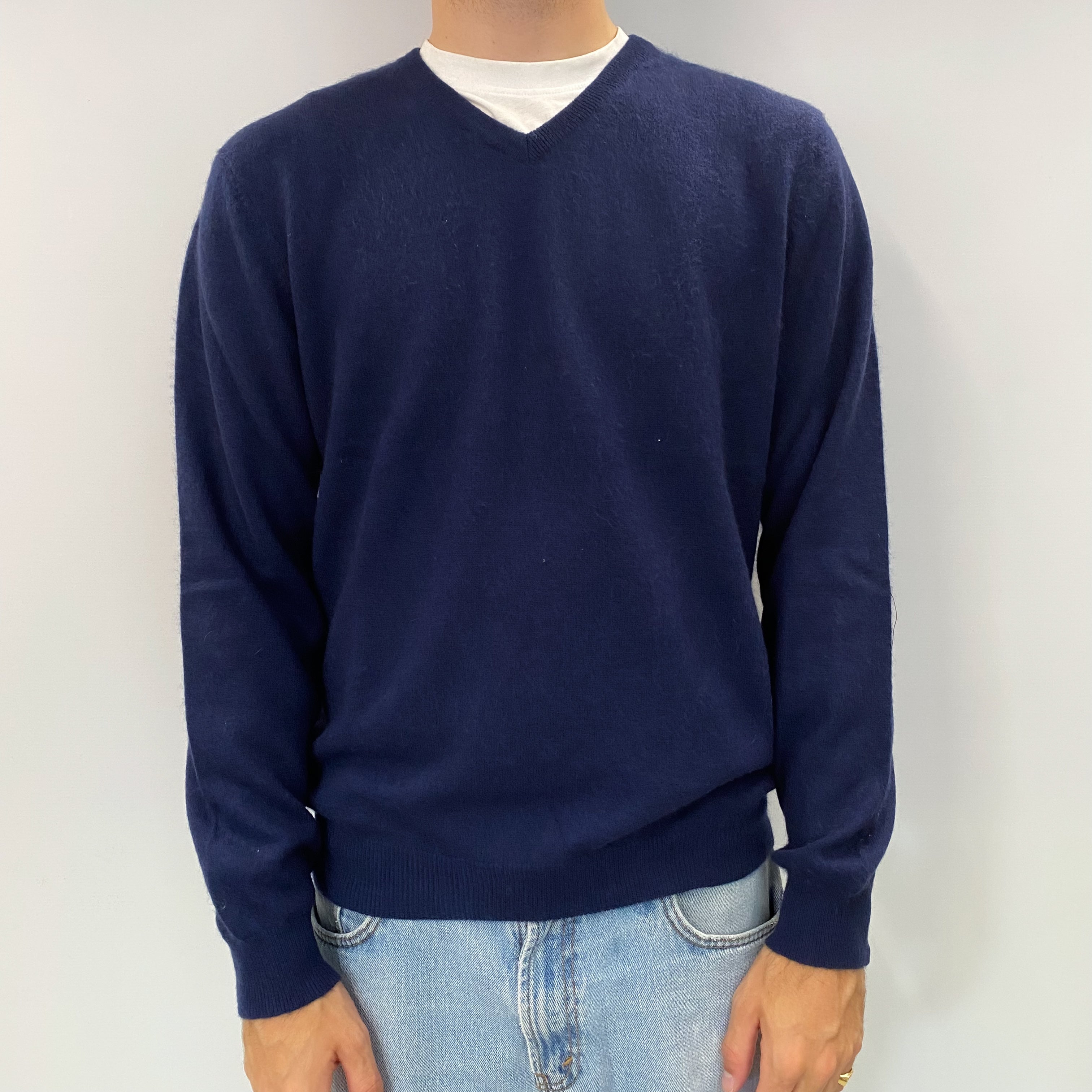 Men's Navy Blue Cashmere V Neck Jumper Large