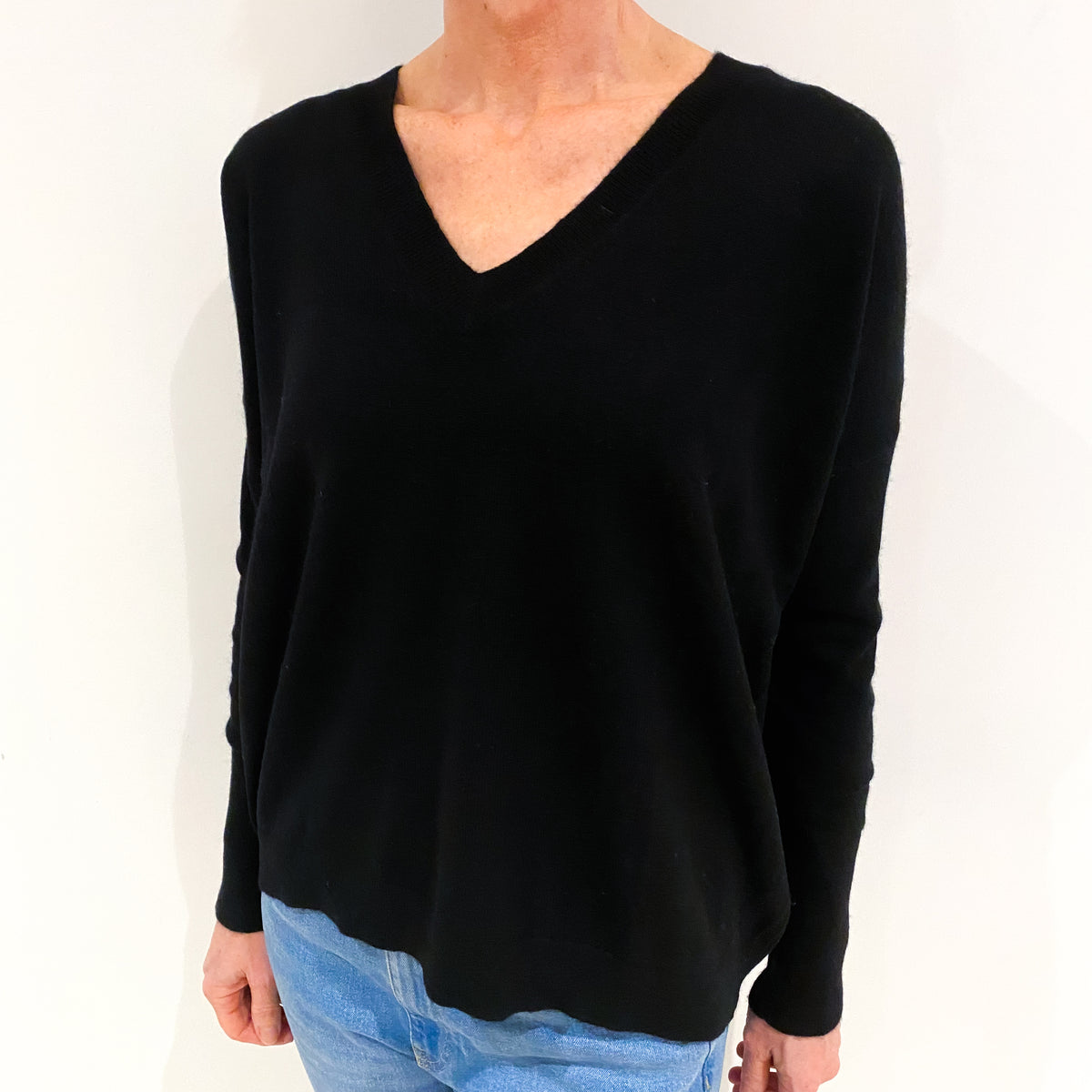 Black Boxy Cashmere V Neck Jumper Small