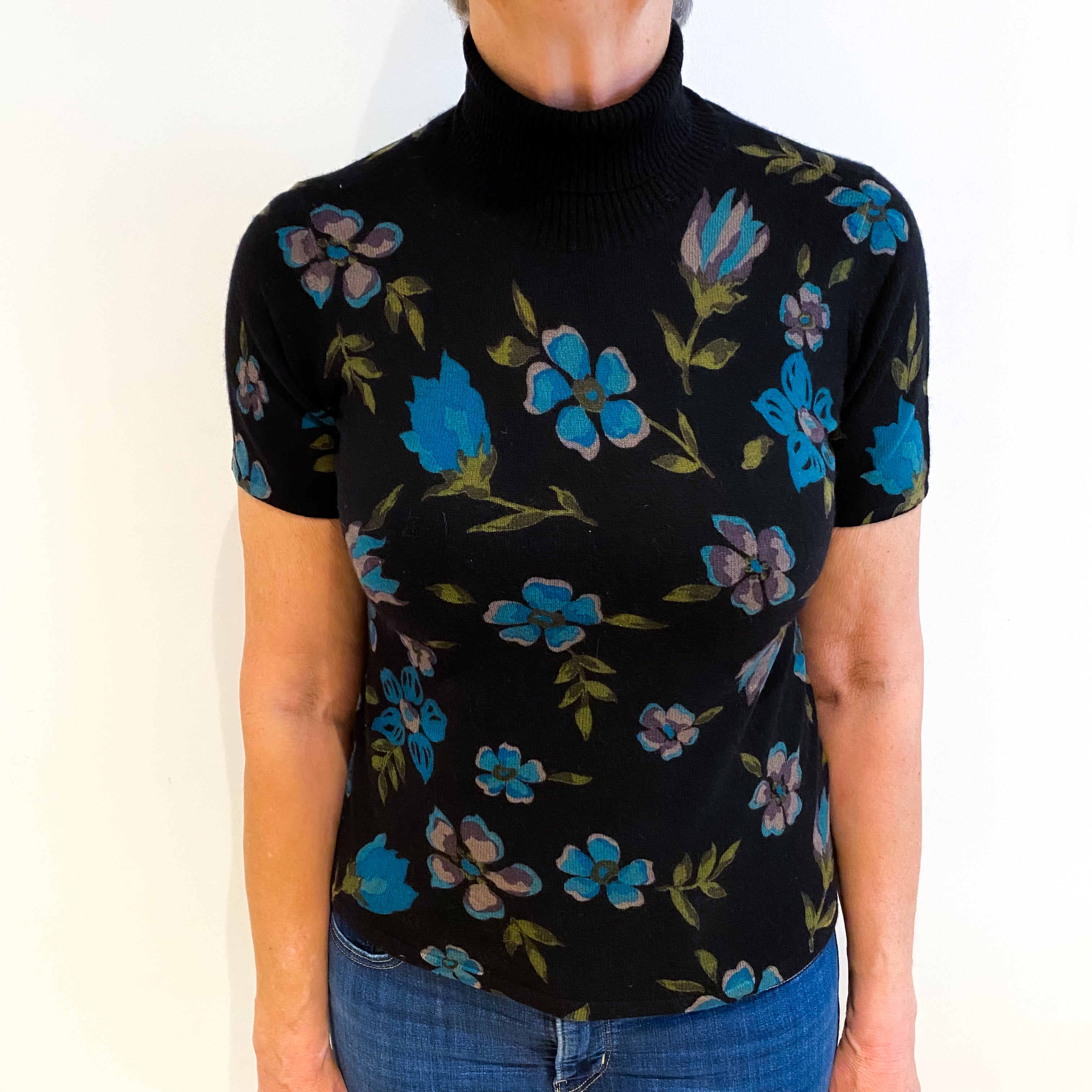 Black Floral Cashmere Polo Neck Short Sleeved Jumper Medium