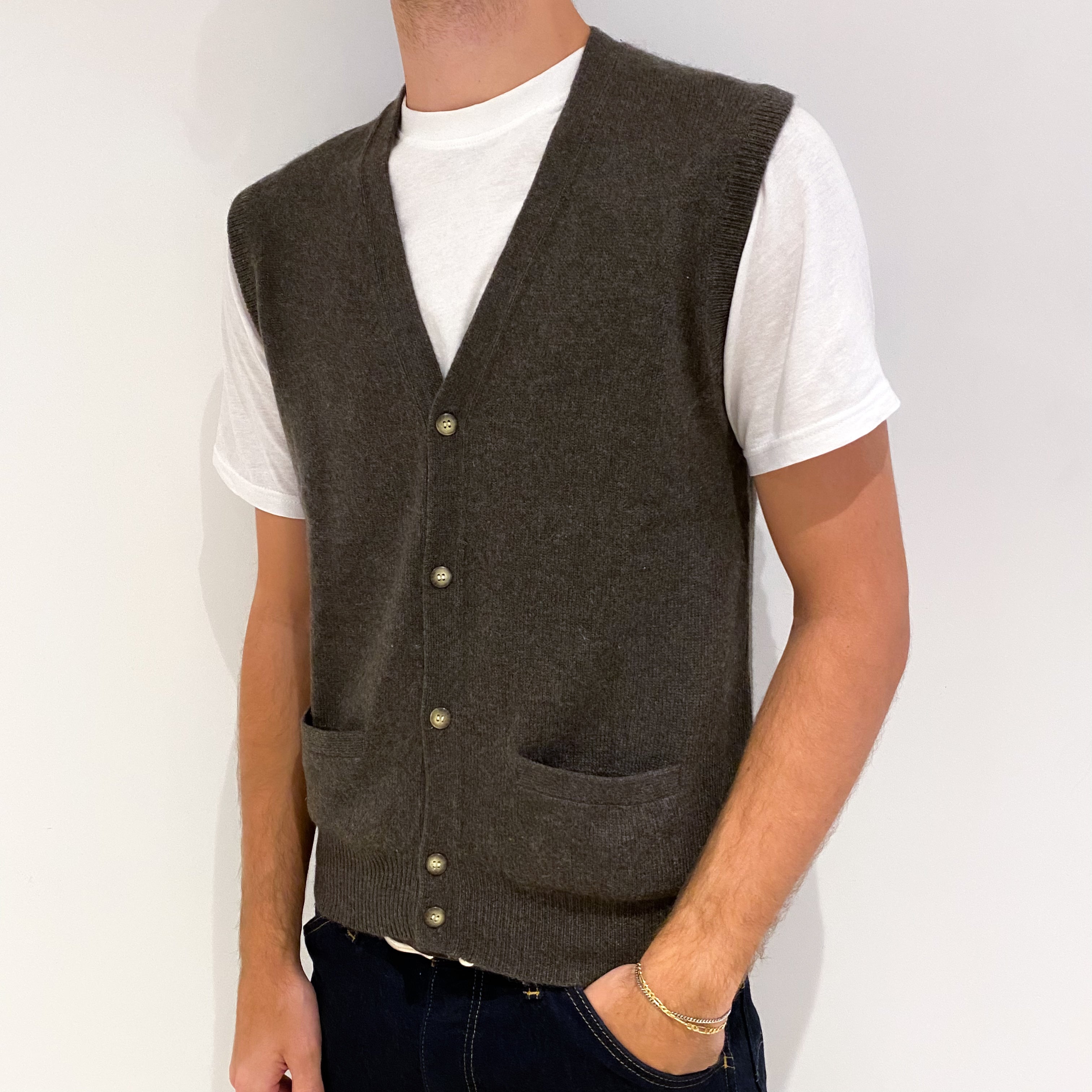 Men's Mole Brown Cashmere V-Neck Gilet with Pockets Medium