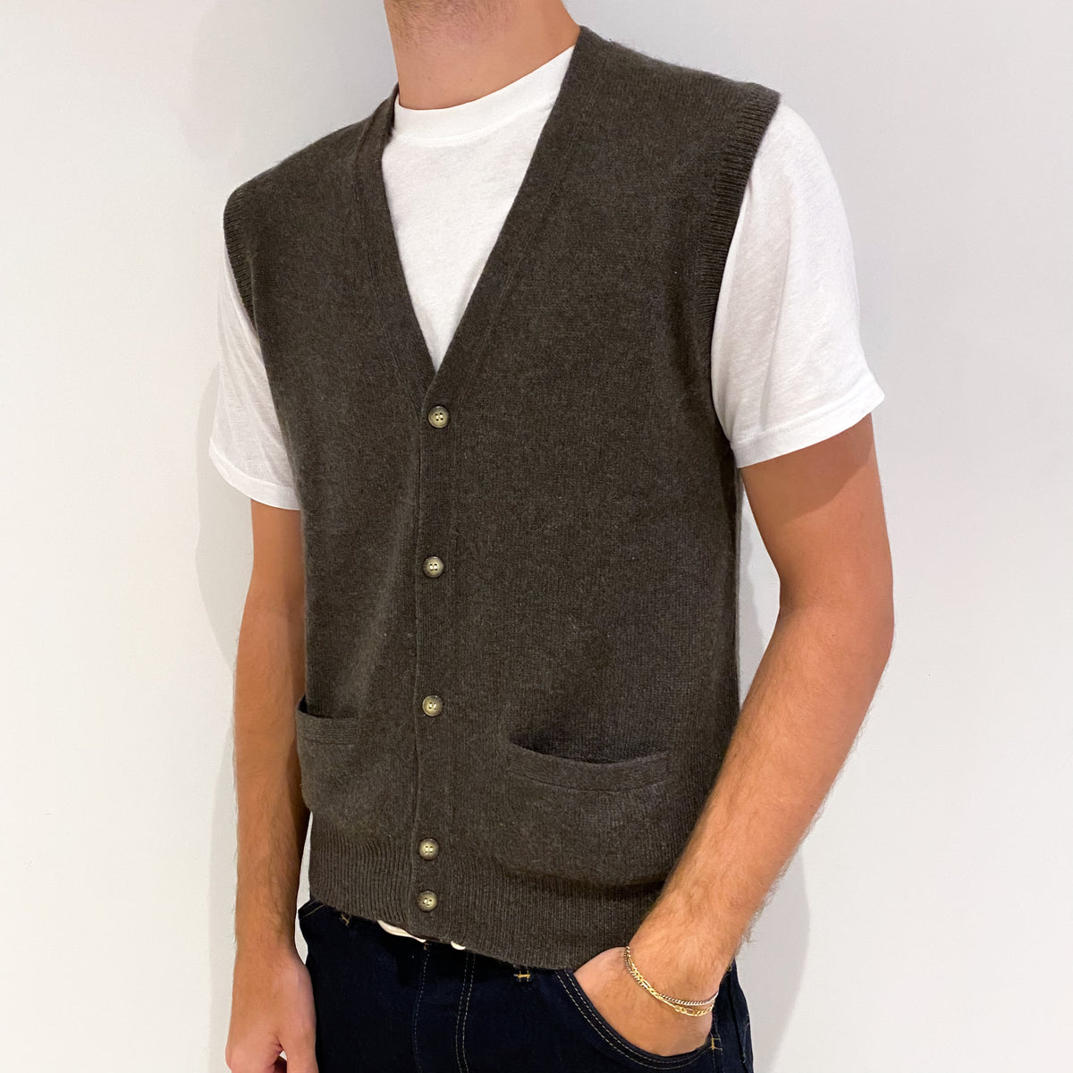 Men's Mole Brown Cashmere V-Neck Gilet with Pockets Medium