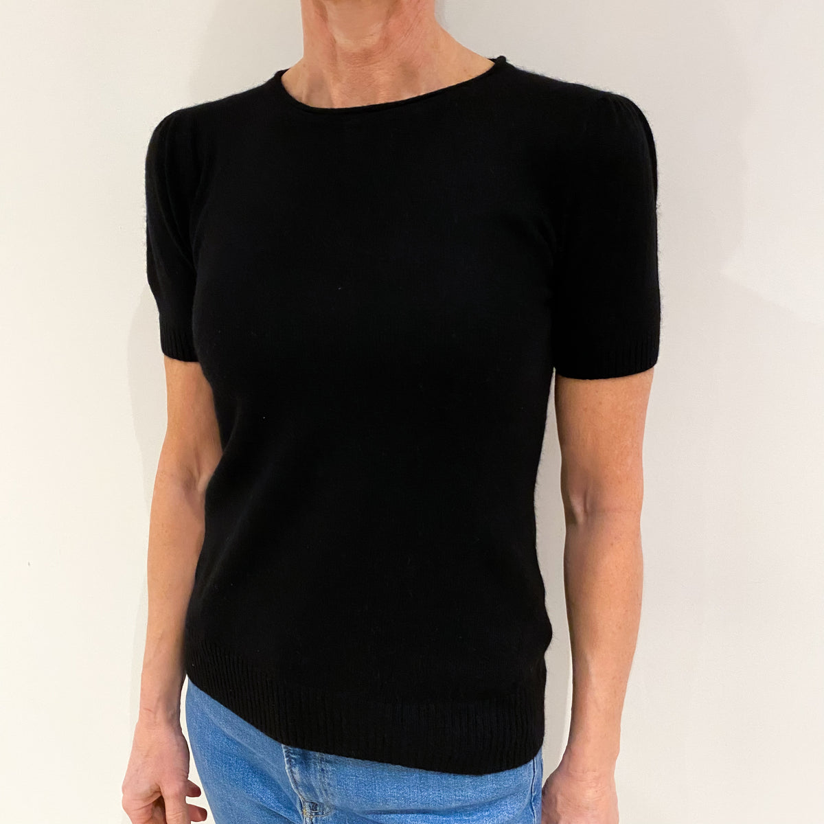Black Cashmere Short Sleeved Crew Neck Jumper Small