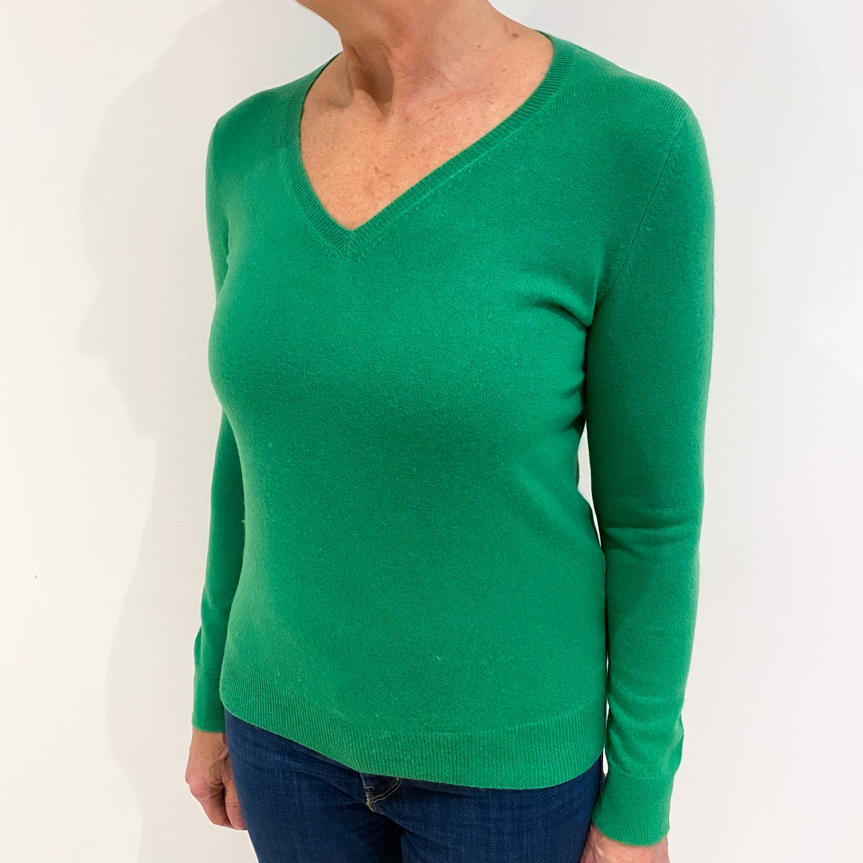 Parakeet Green Cashmere V Neck Jumper Medium