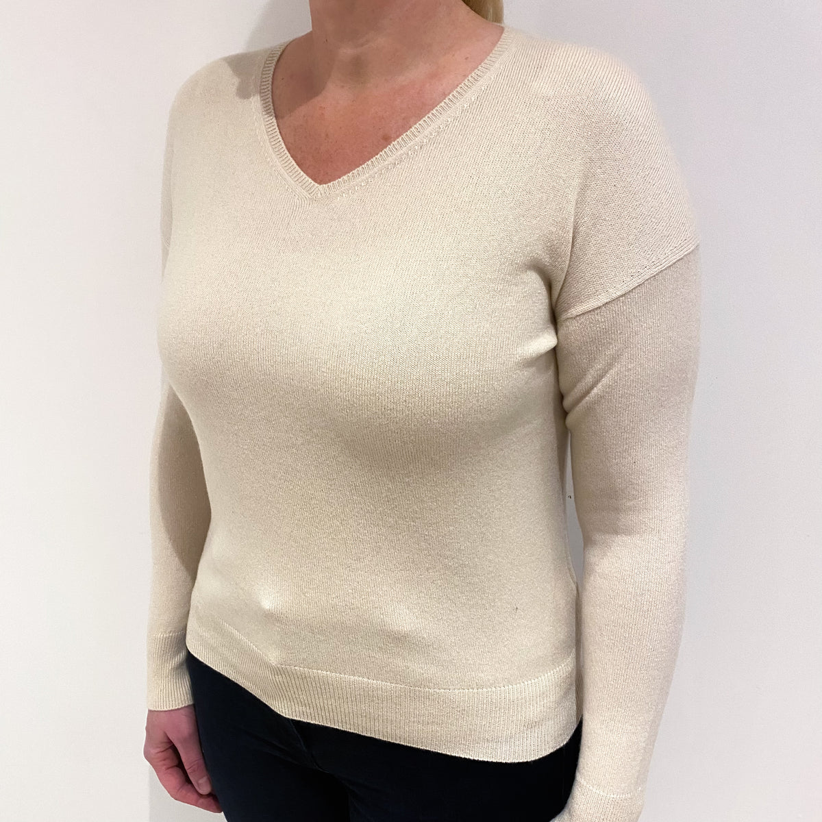 Honey Cream Cashmere V Neck Jumper Large