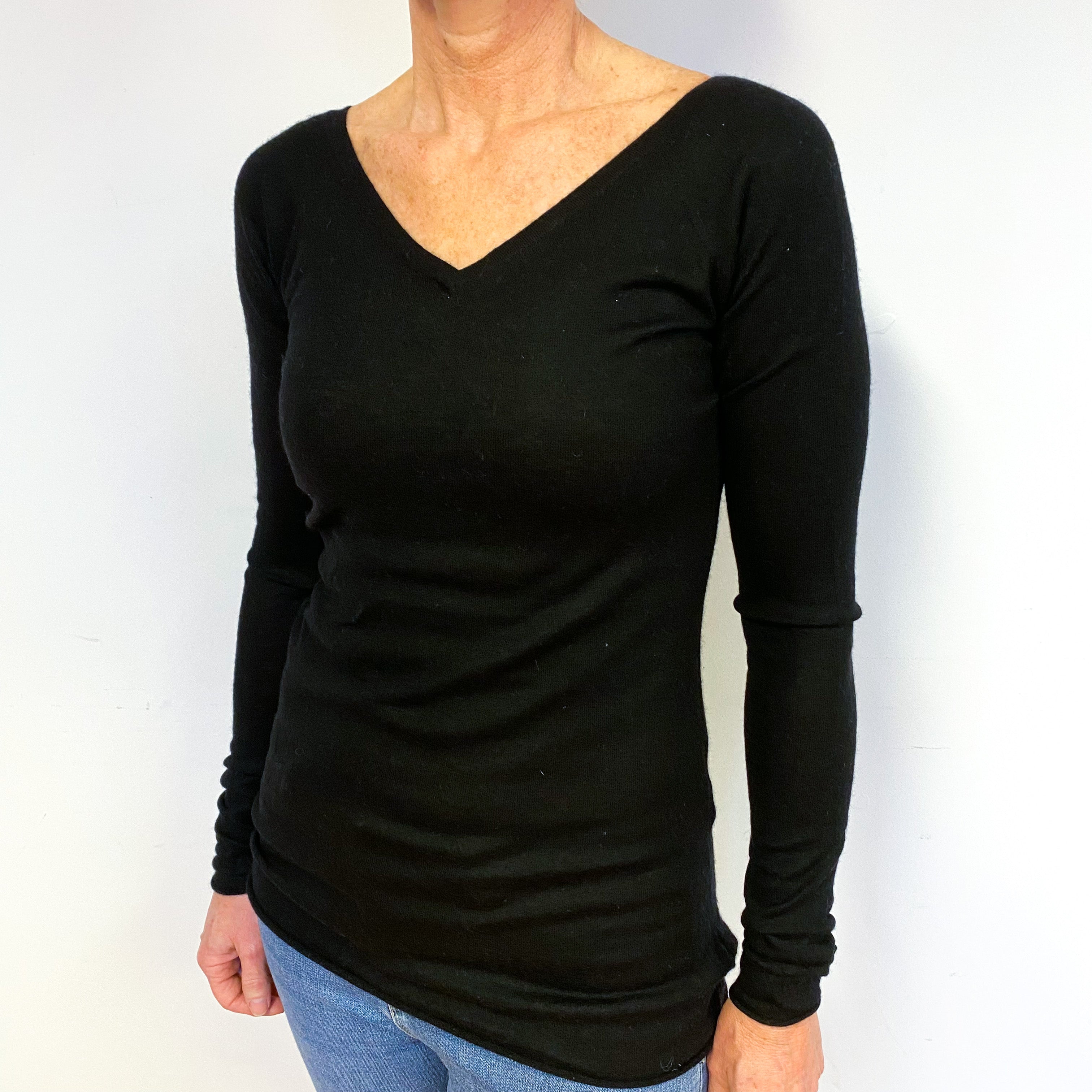 Black Cashmere V-Neck Jumper Medium