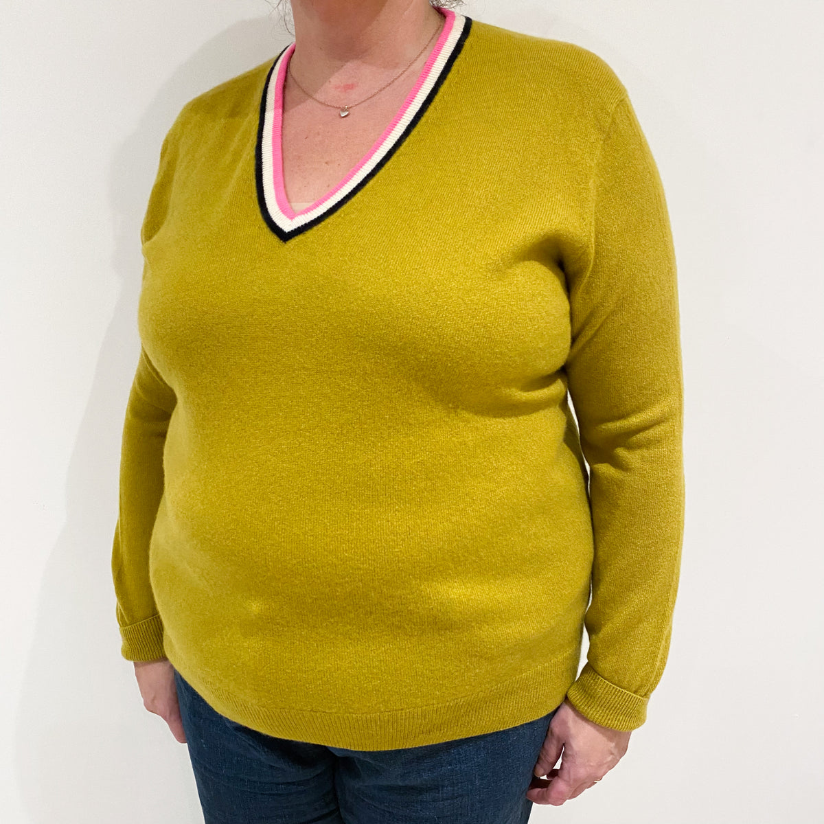 Moss Green Pink Trim Cashmere V-Neck Jumper Extra Large