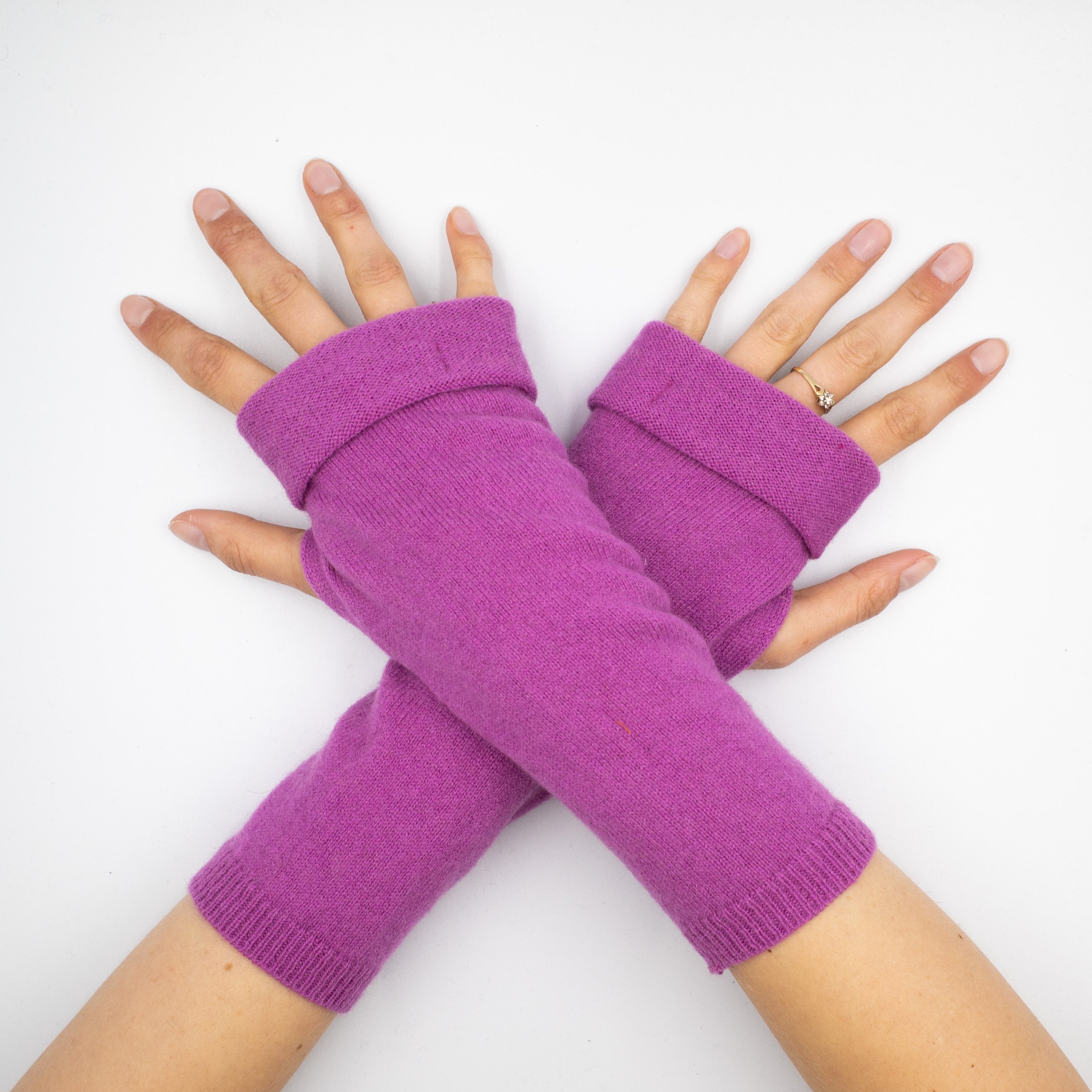 Deep Mauve Pink Fingerless Gloves