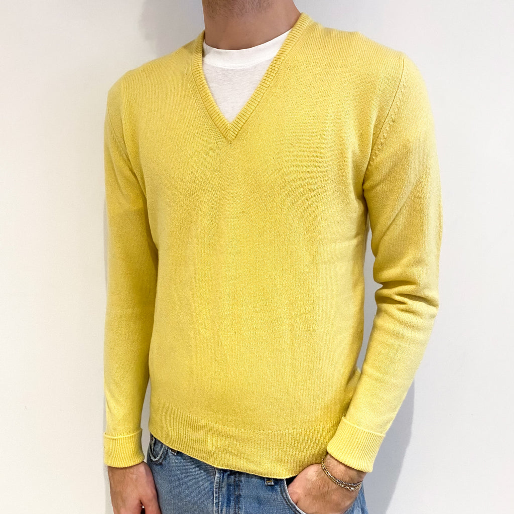Men's Scottish Jaeger Citrus Yellow Cashmere V Neck Jumper Medium