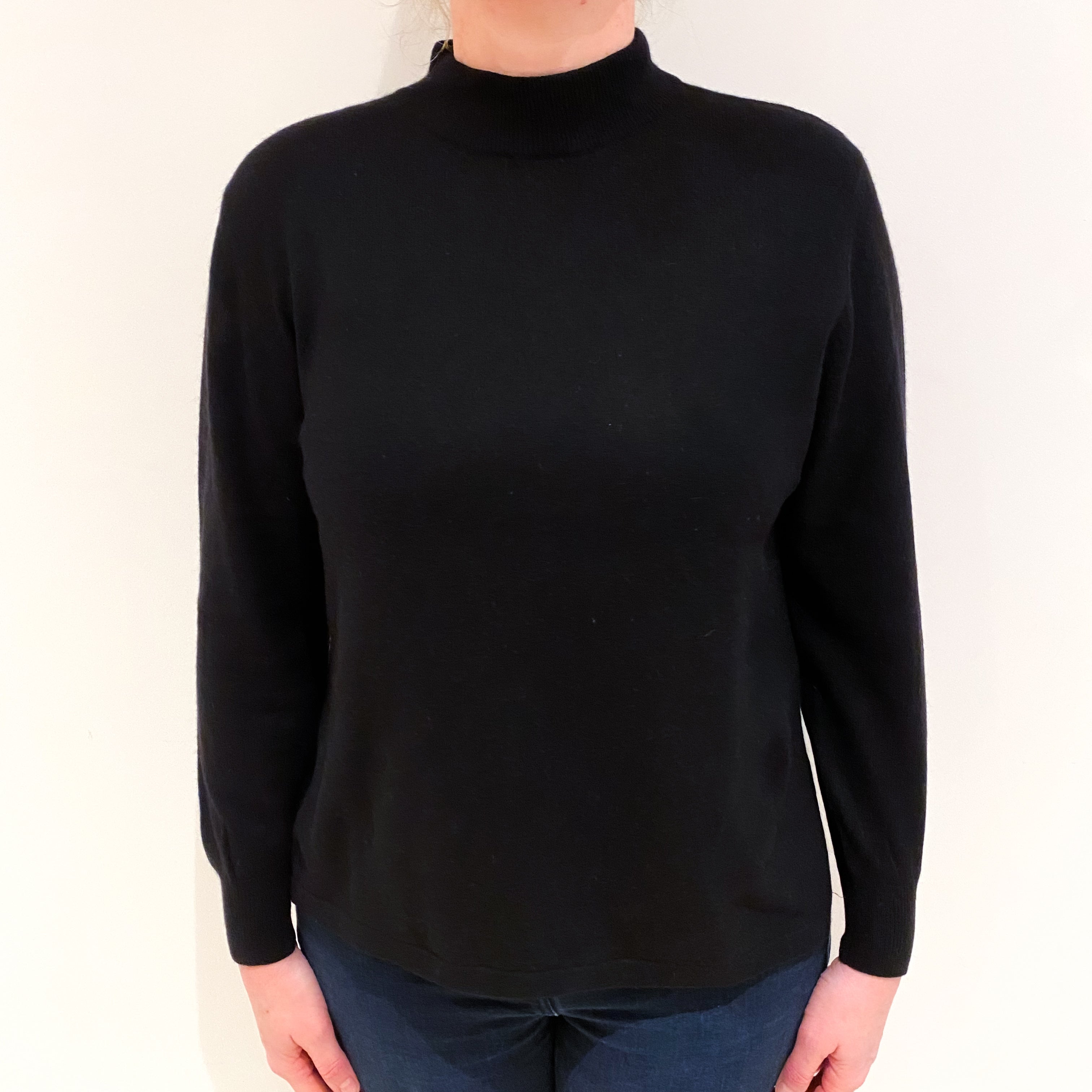 Black Cashmere Turtle Neck Jumper Large