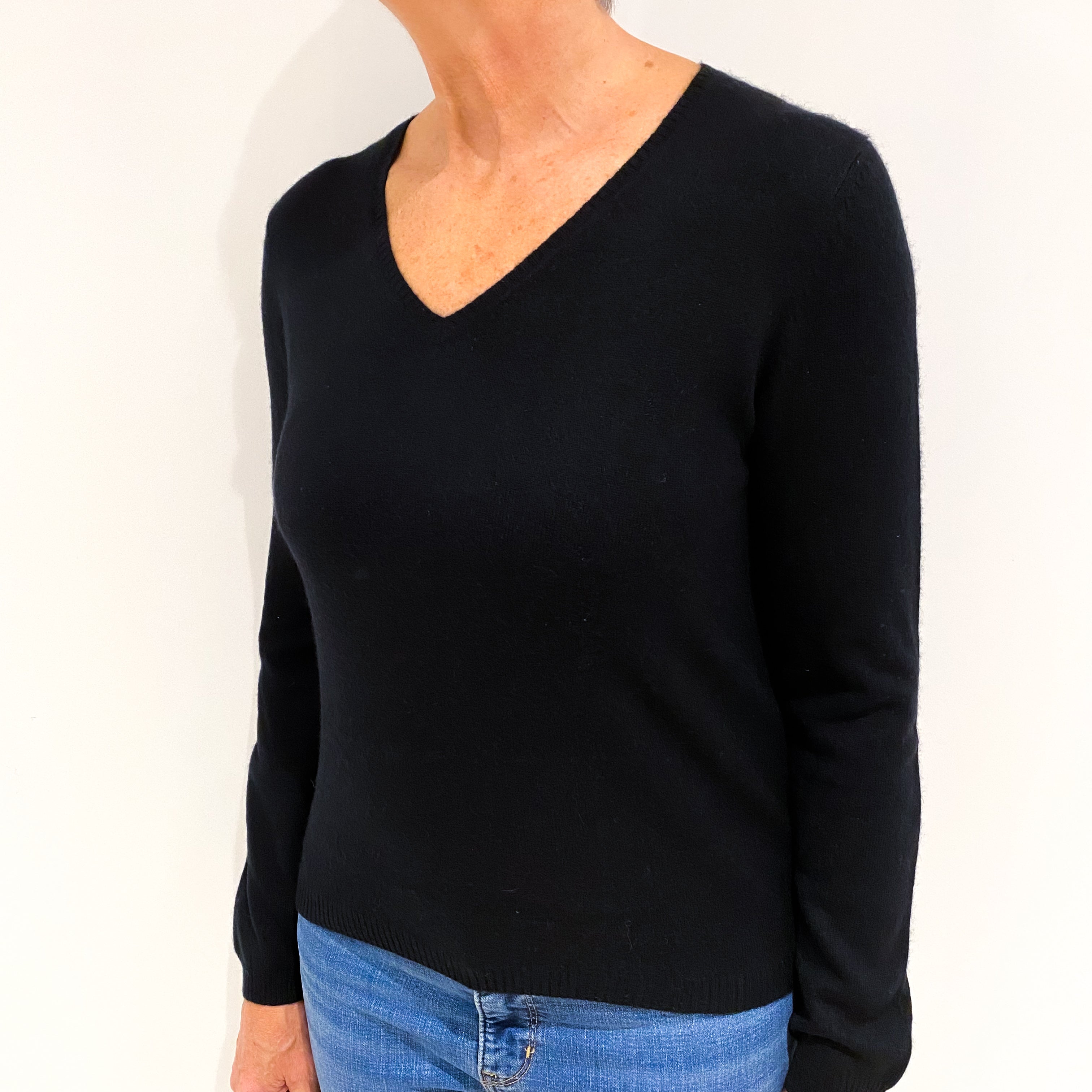 Black Cashmere V Neck Jumper Medium