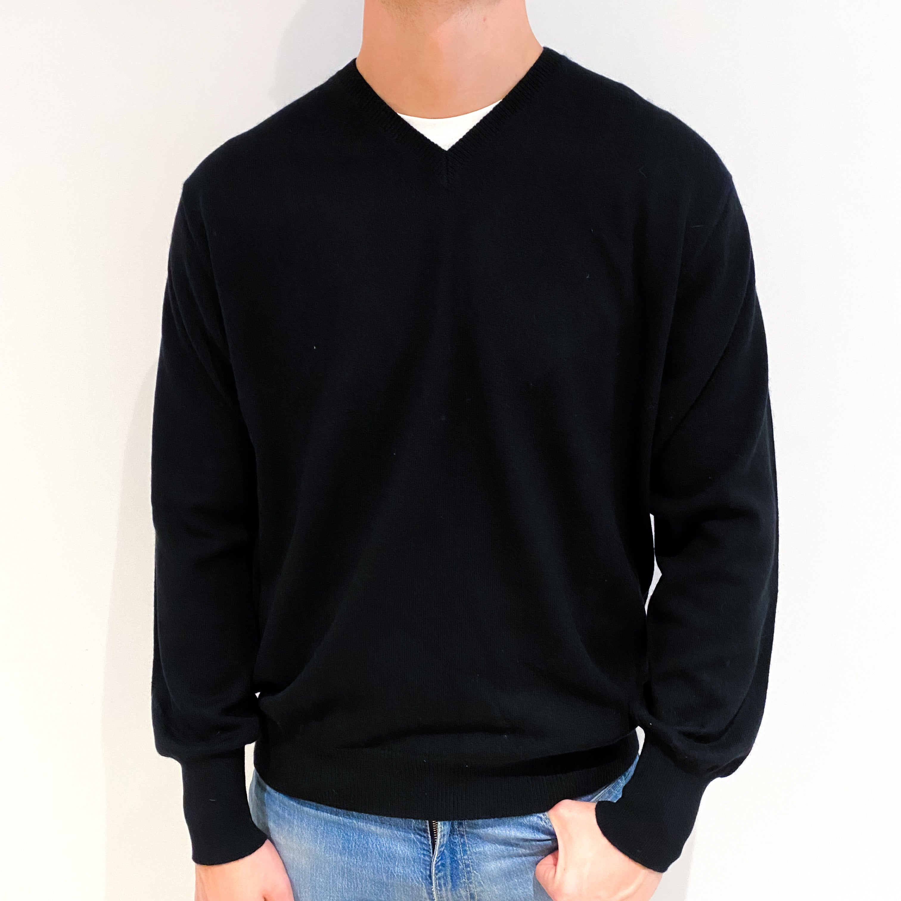 Men's Black Cashmere V Neck Jumper XXL