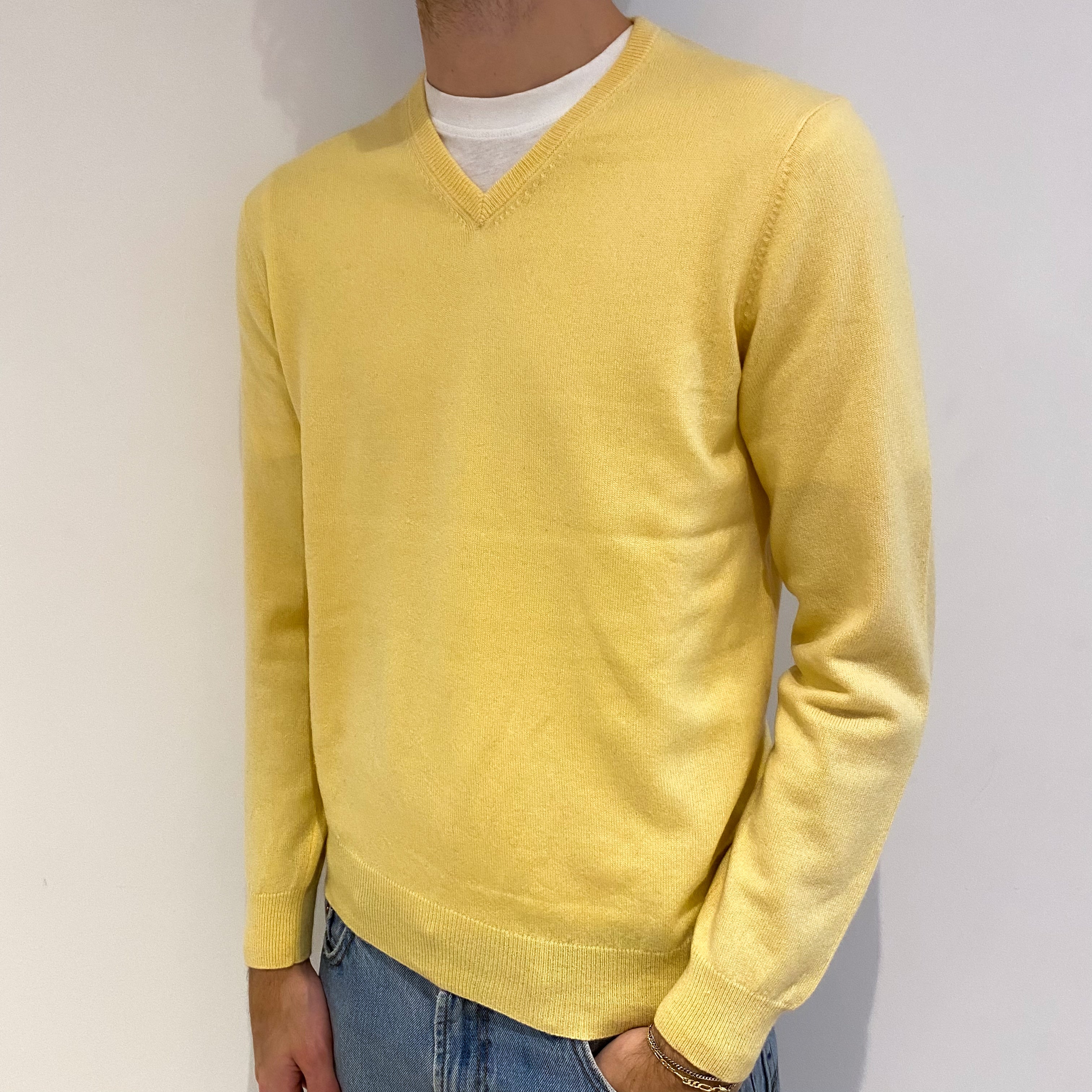 Men's Yellow Cashmere V Neck Jumper Large