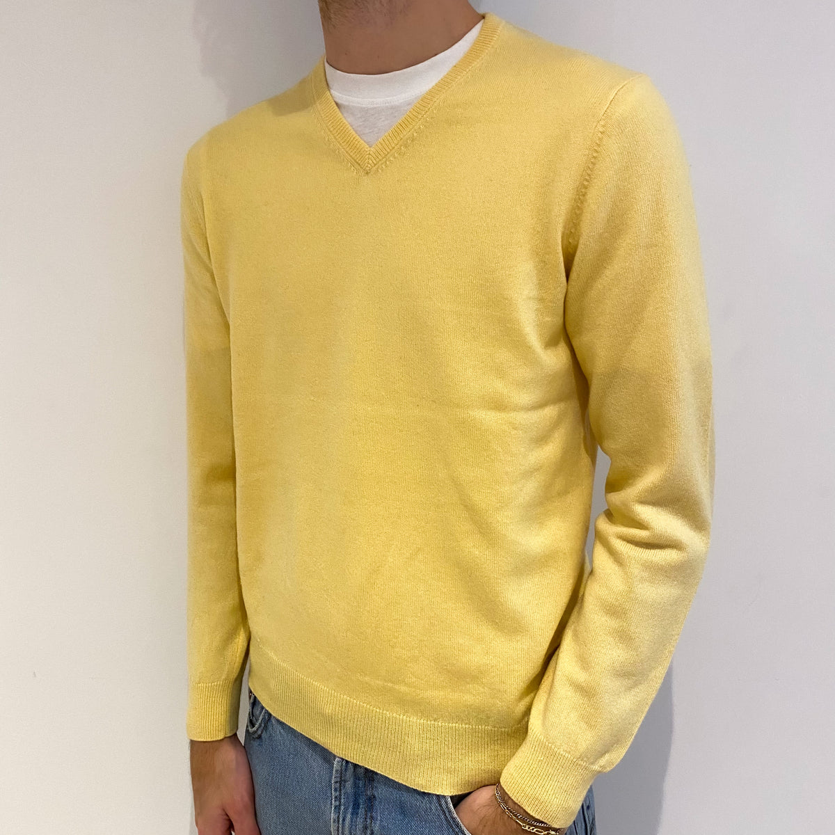Men's Yellow Cashmere V Neck Jumper Large