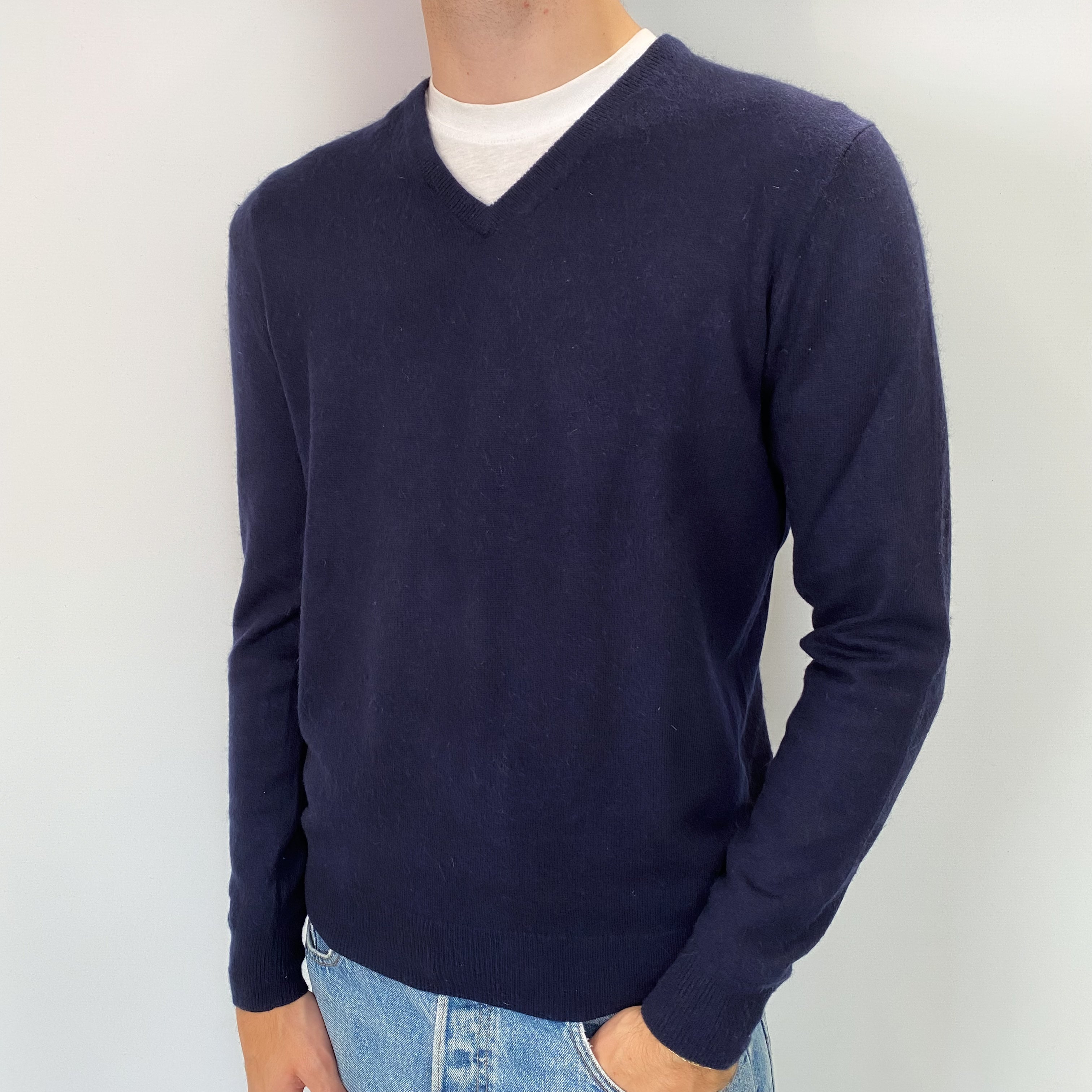 Men's Italian Navy Cashmere V Neck Jumper Medium