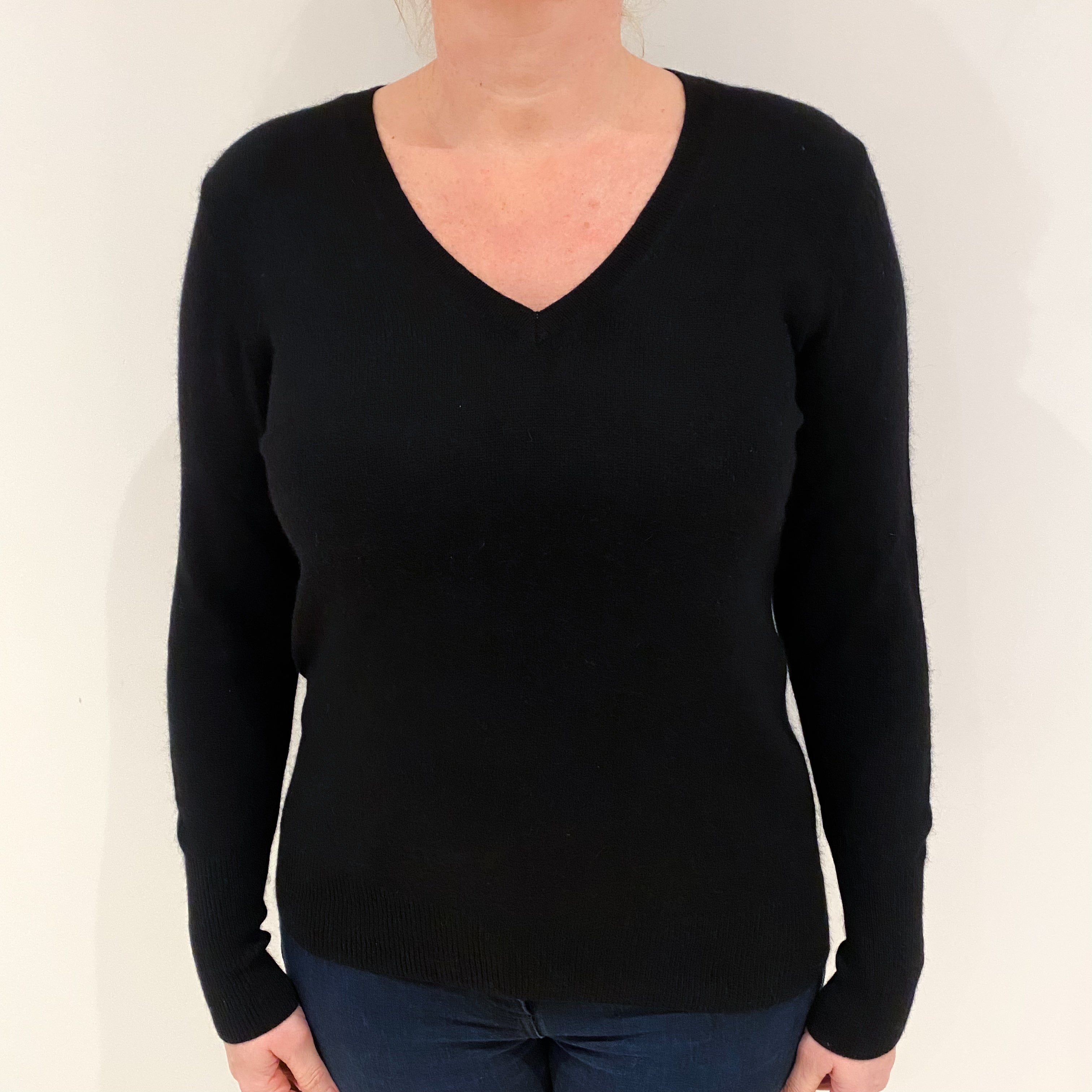 Black Cashmere V Neck Jumper Large