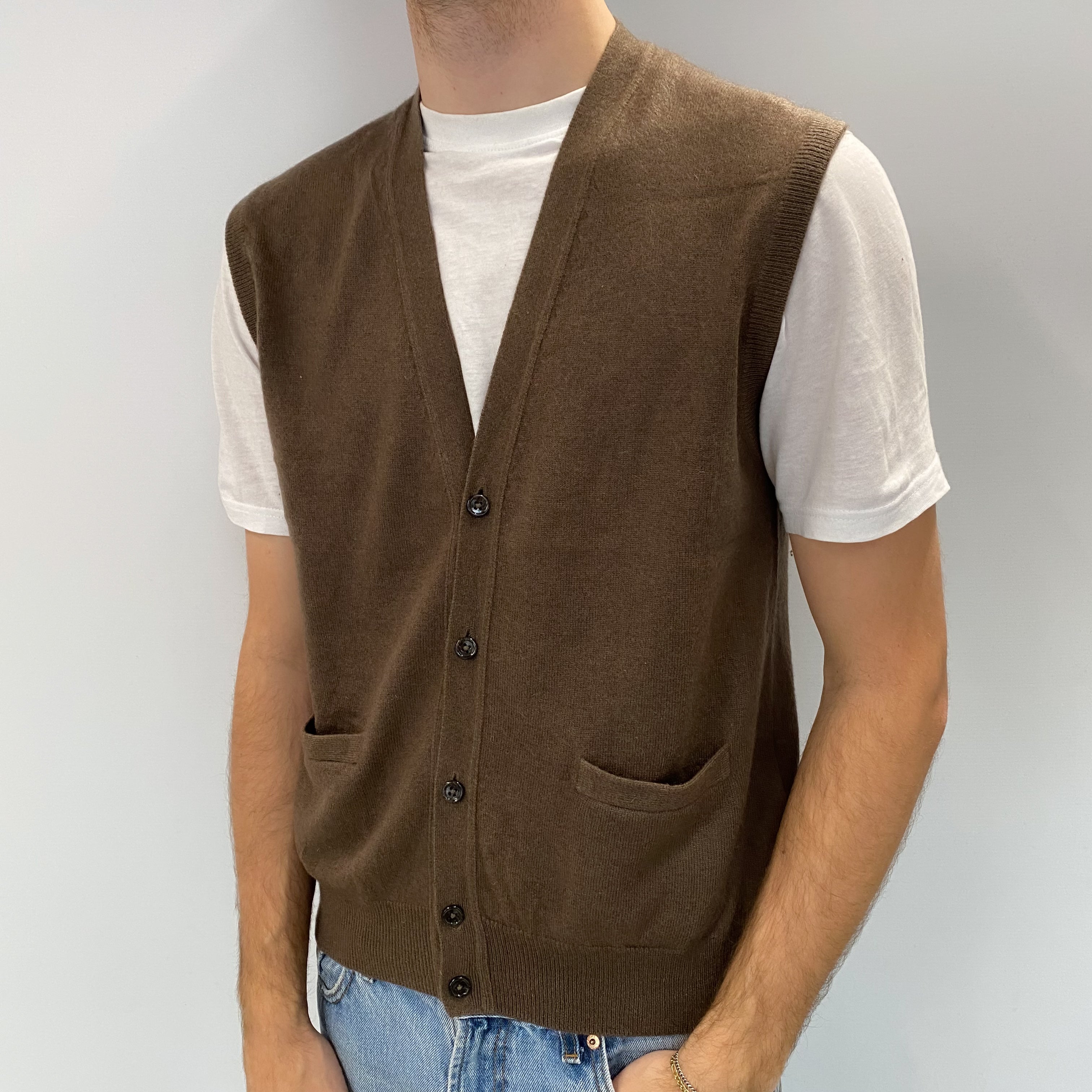 Men's Pecan Brown Cashmere V Neck Sleeveless Cardigan Medium