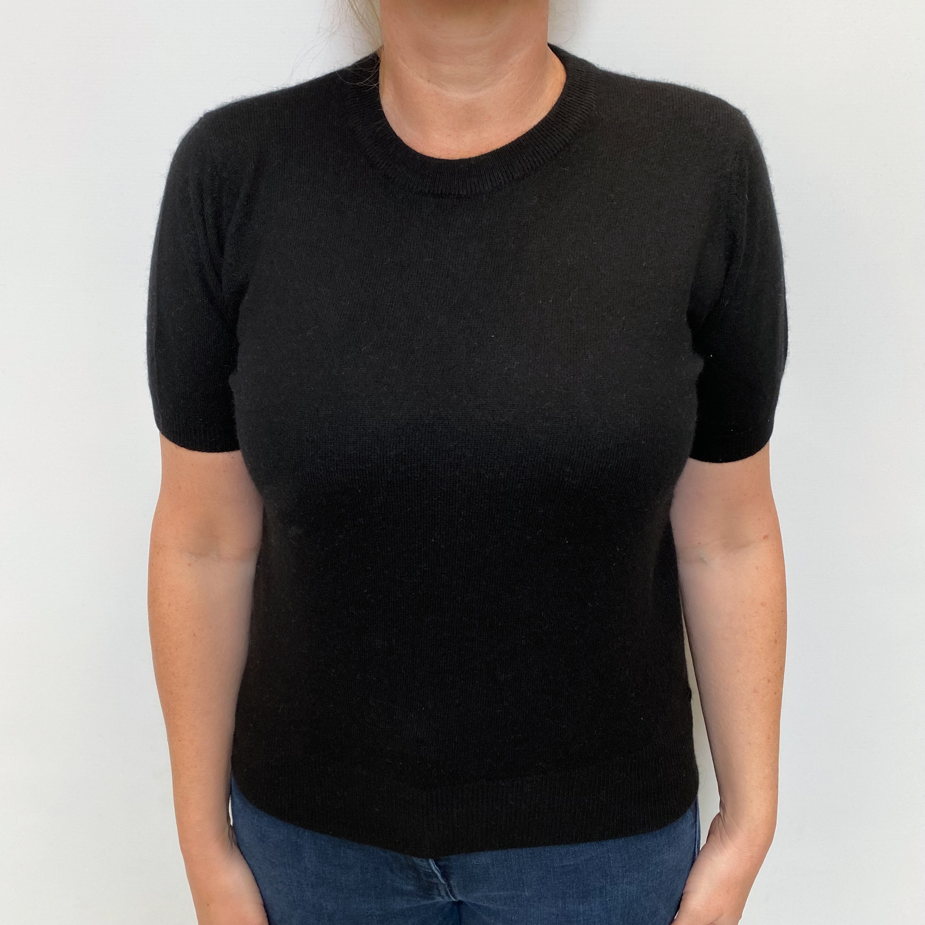 Black Cashmere Crew Neck Short Sleeved Jumper Large