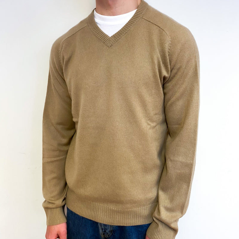Men's Fudge Brown Cashmere V-Neck Jumper Small