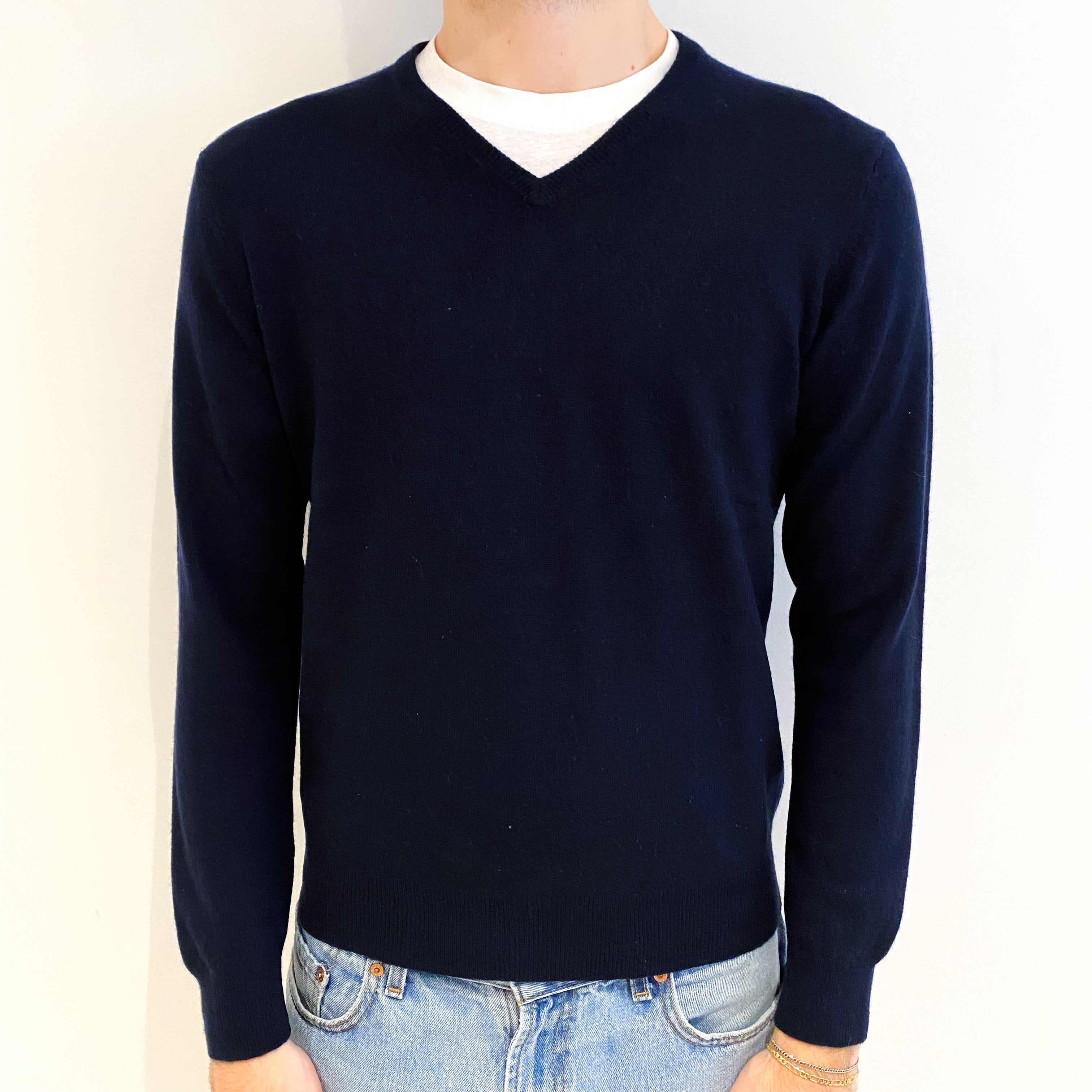 Men's Navy Blue Cashmere V Neck Jumper Medium