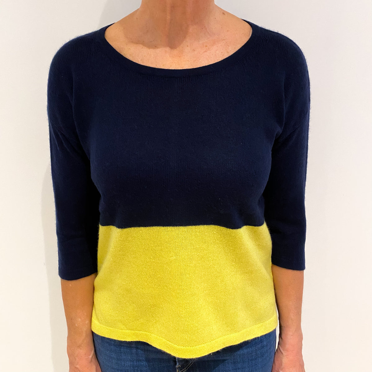 Navy and Chartreuse Cashmere Crew Neck Jumper Medium