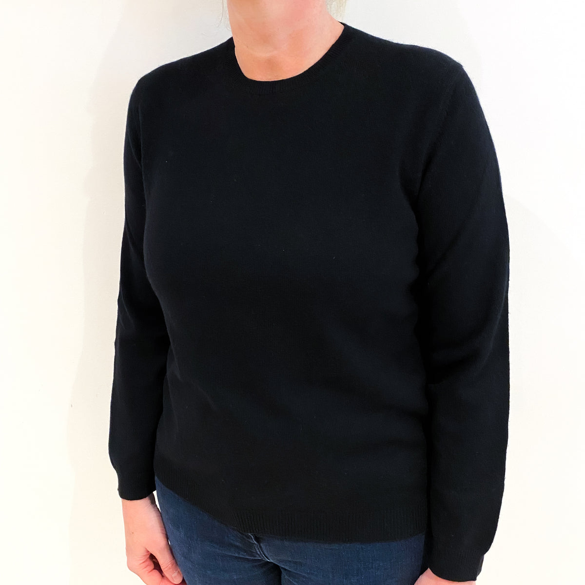 Black Cashmere Crew Neck Jumper Large