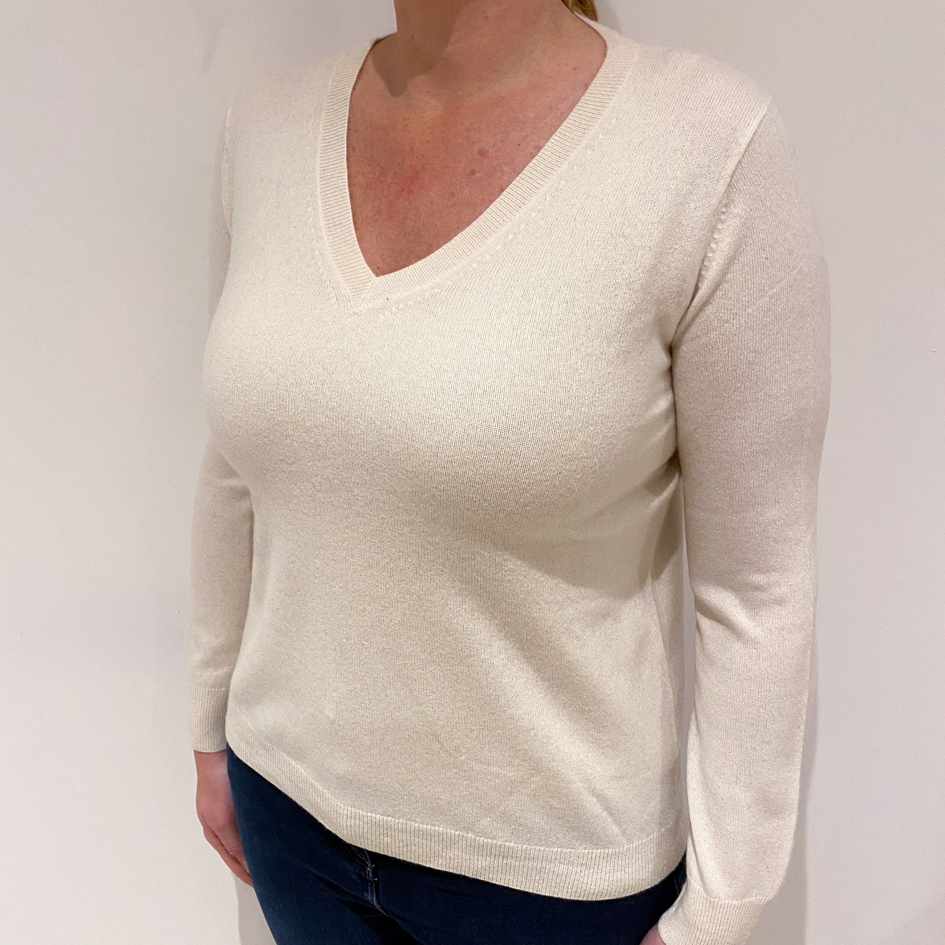 Cream Cashmere V-Neck Jumper Large