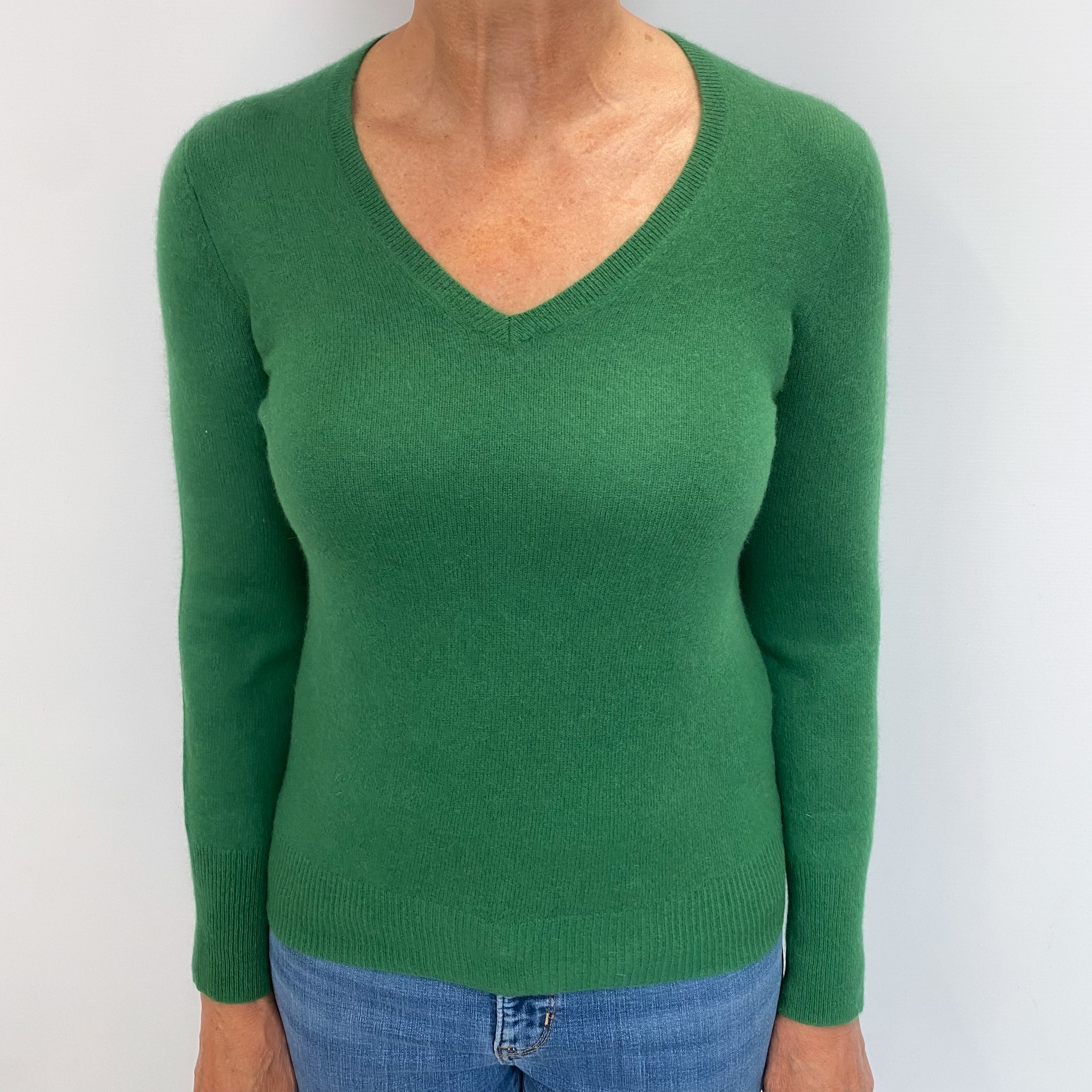 Shamrock Green Cashmere V Neck Jumper Medium