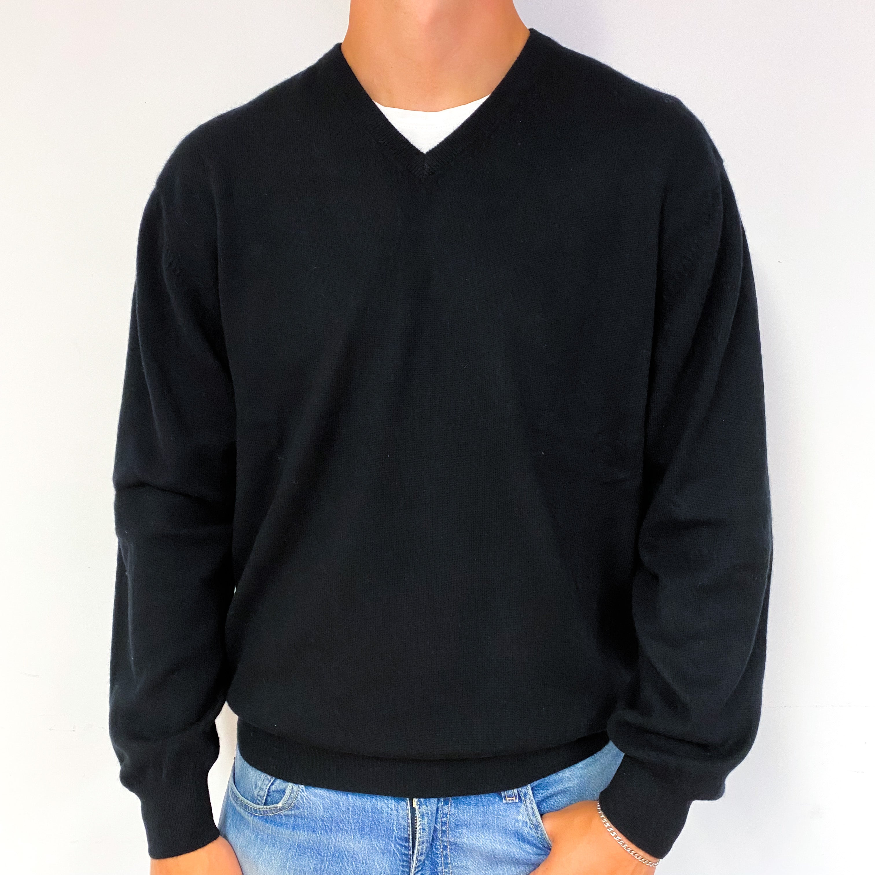 Men's Black Cashmere V-Neck Jumper Extra Extra Large