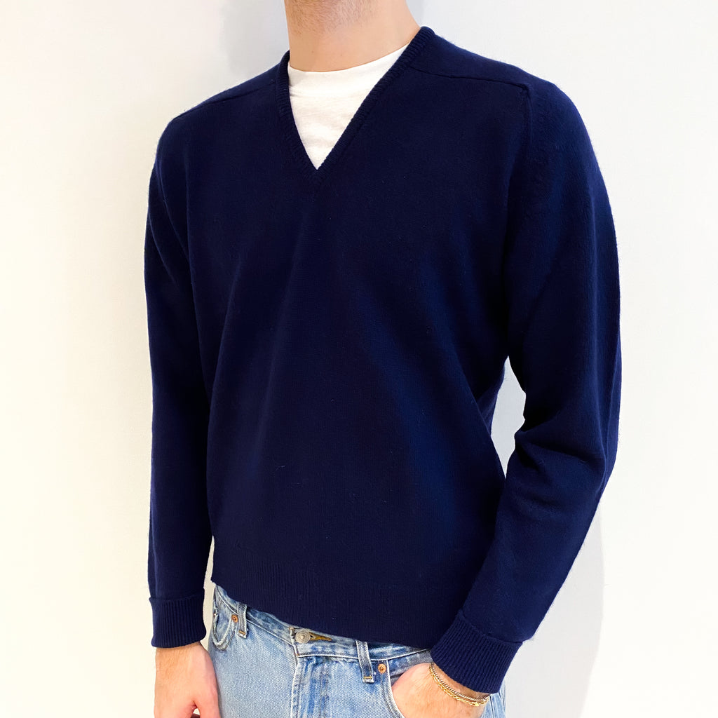 Men's Vintage Scottish Navy Blue Cashmere V Neck Jumper Medium