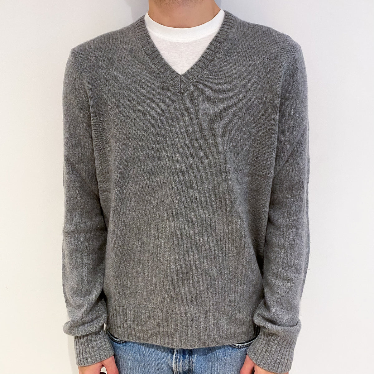 Men's Ash Grey Cashmere V Neck Jumper Large