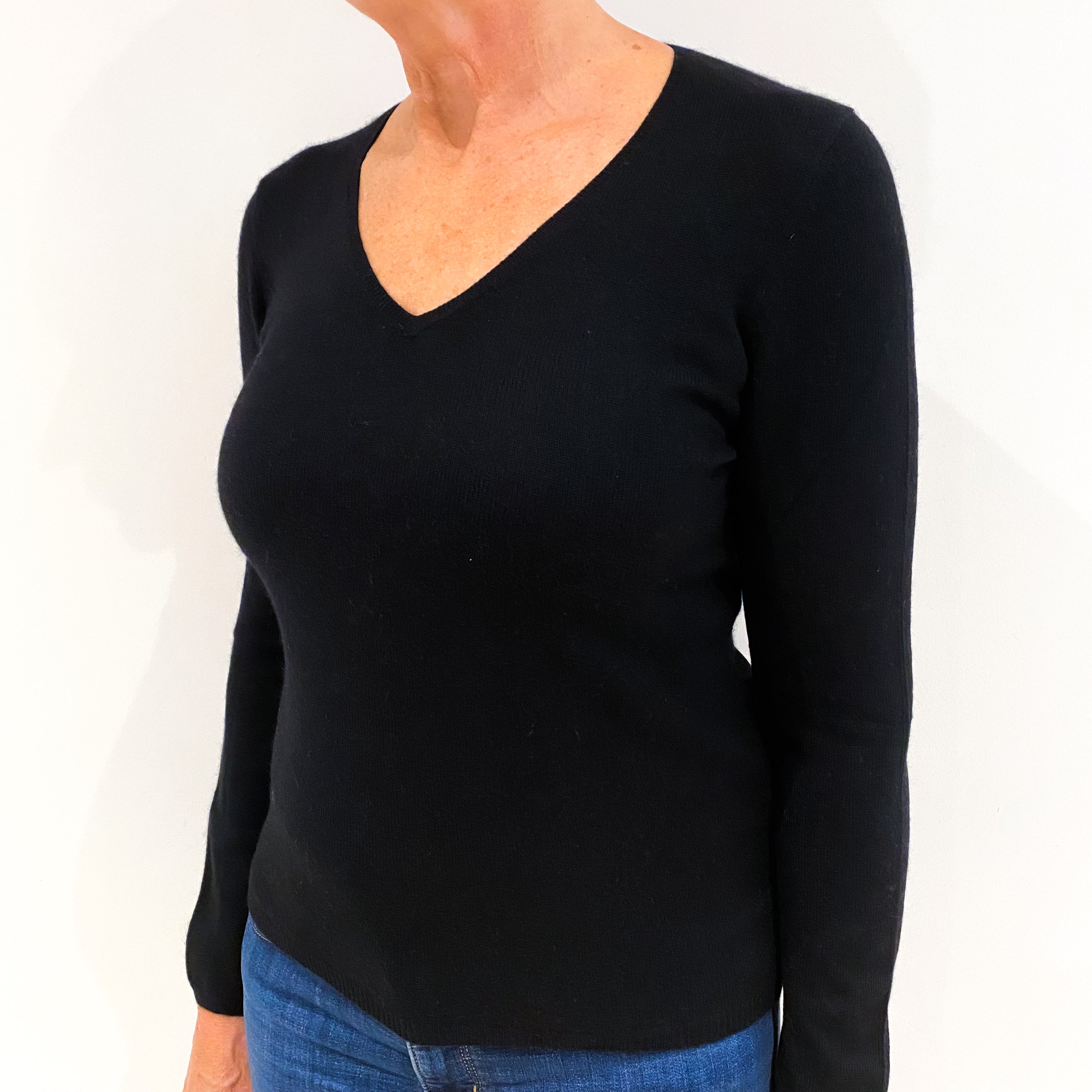 Black Cashmere V-Neck Jumper Medium