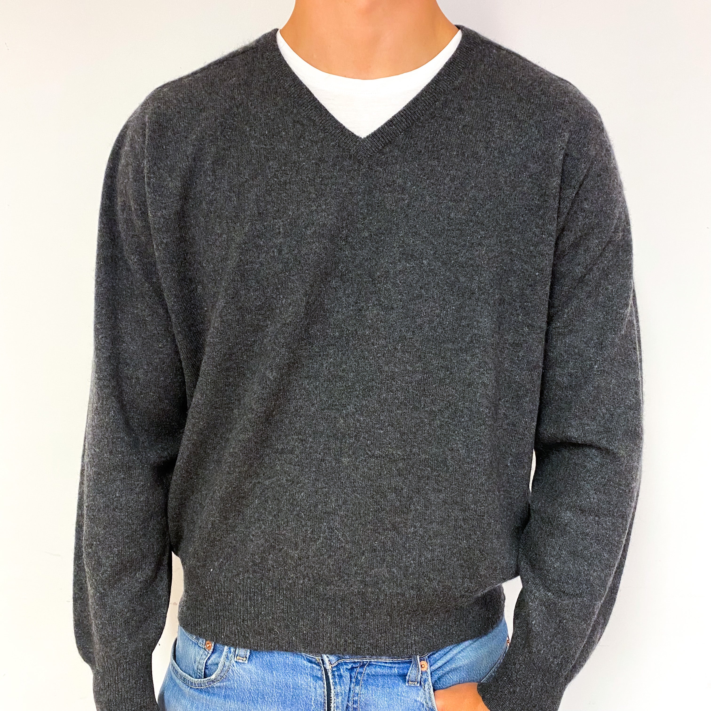 Men's Charcoal Grey Cashmere V-Neck Jumper Extra Large