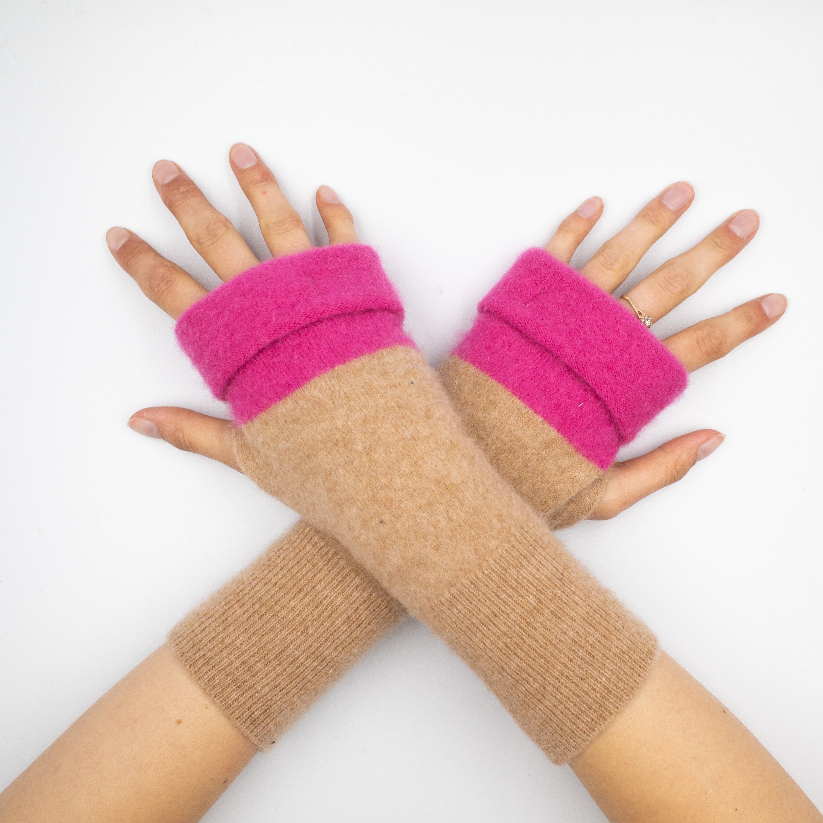 Caramel and Fuchsia Pink Fingerless Gloves
