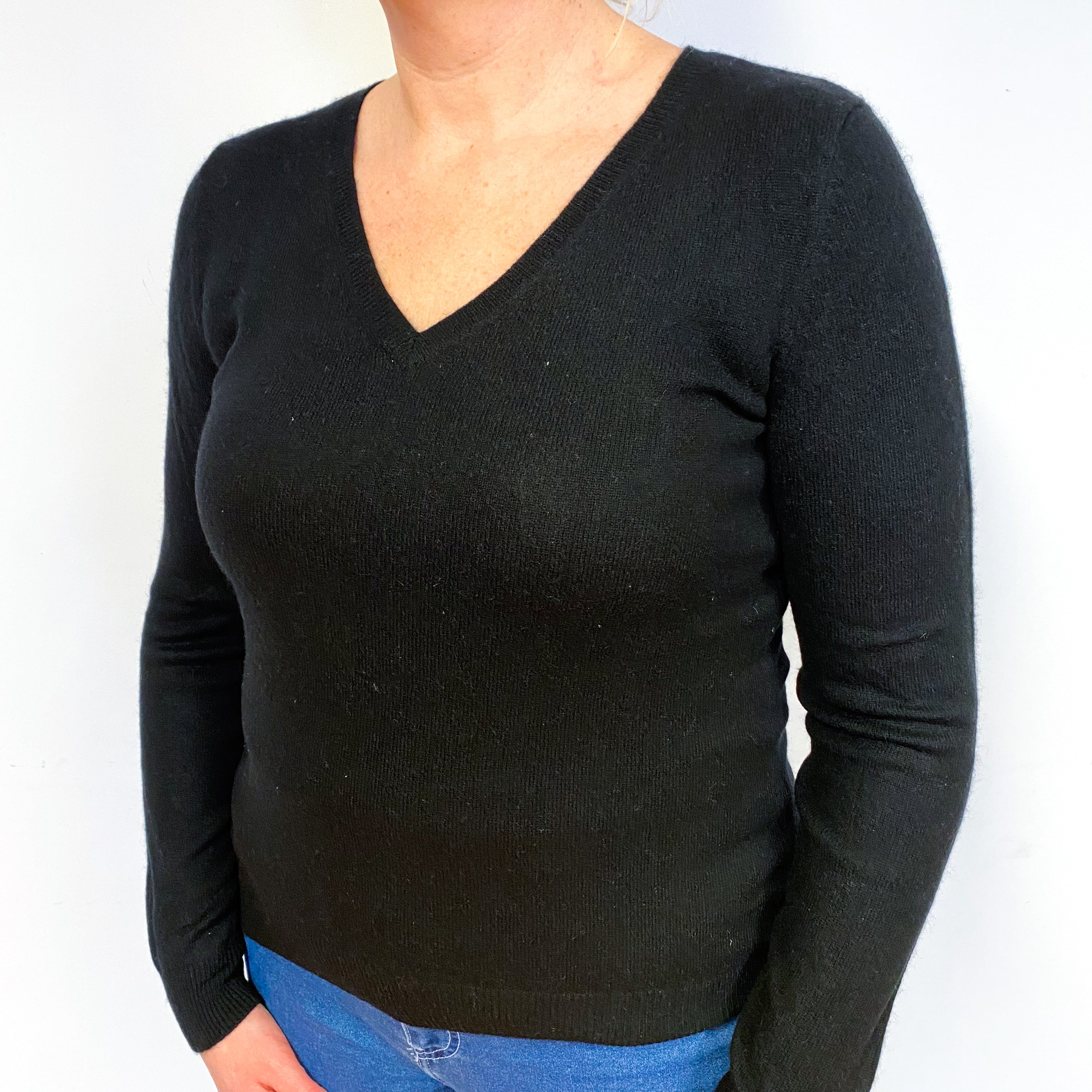 Black Cashmere V-Neck Jumper Large