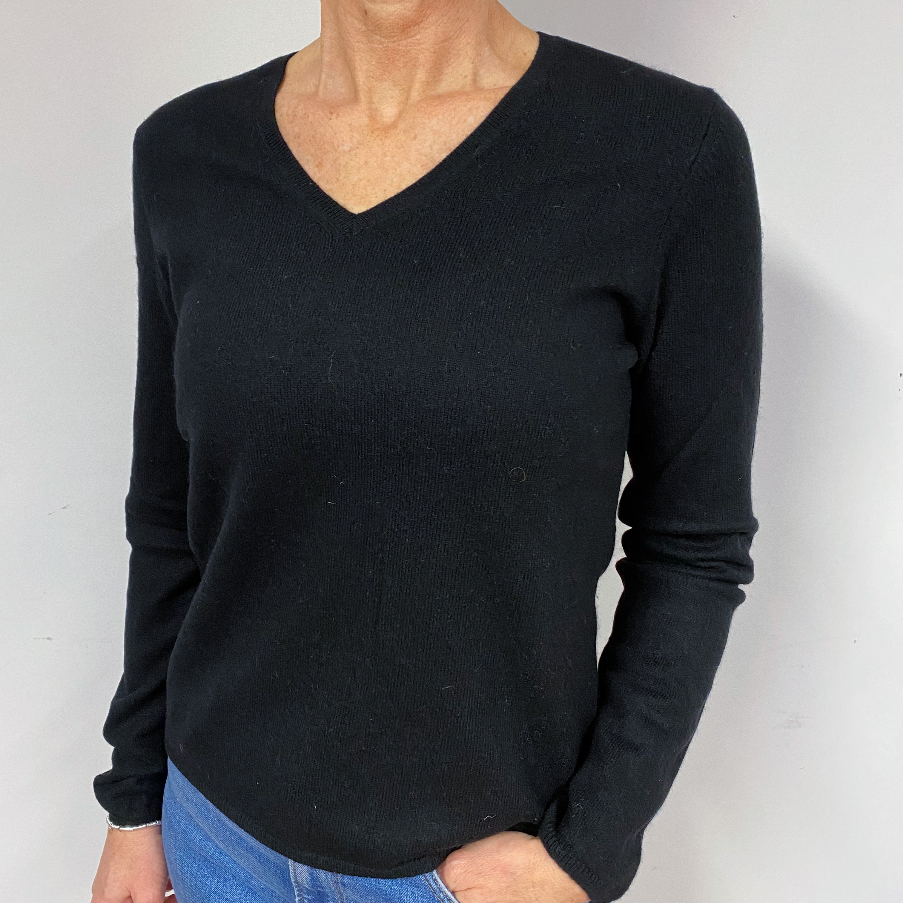 Black Cashmere V-Neck Jumper Medium